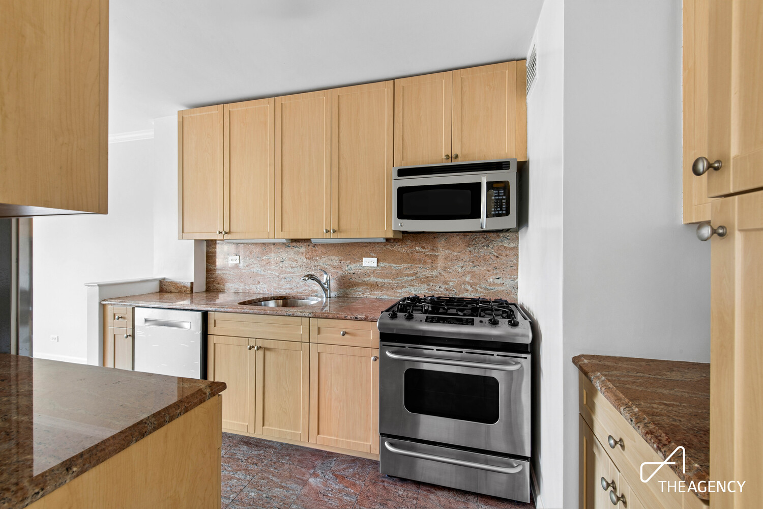 205 W END Avenue 26A