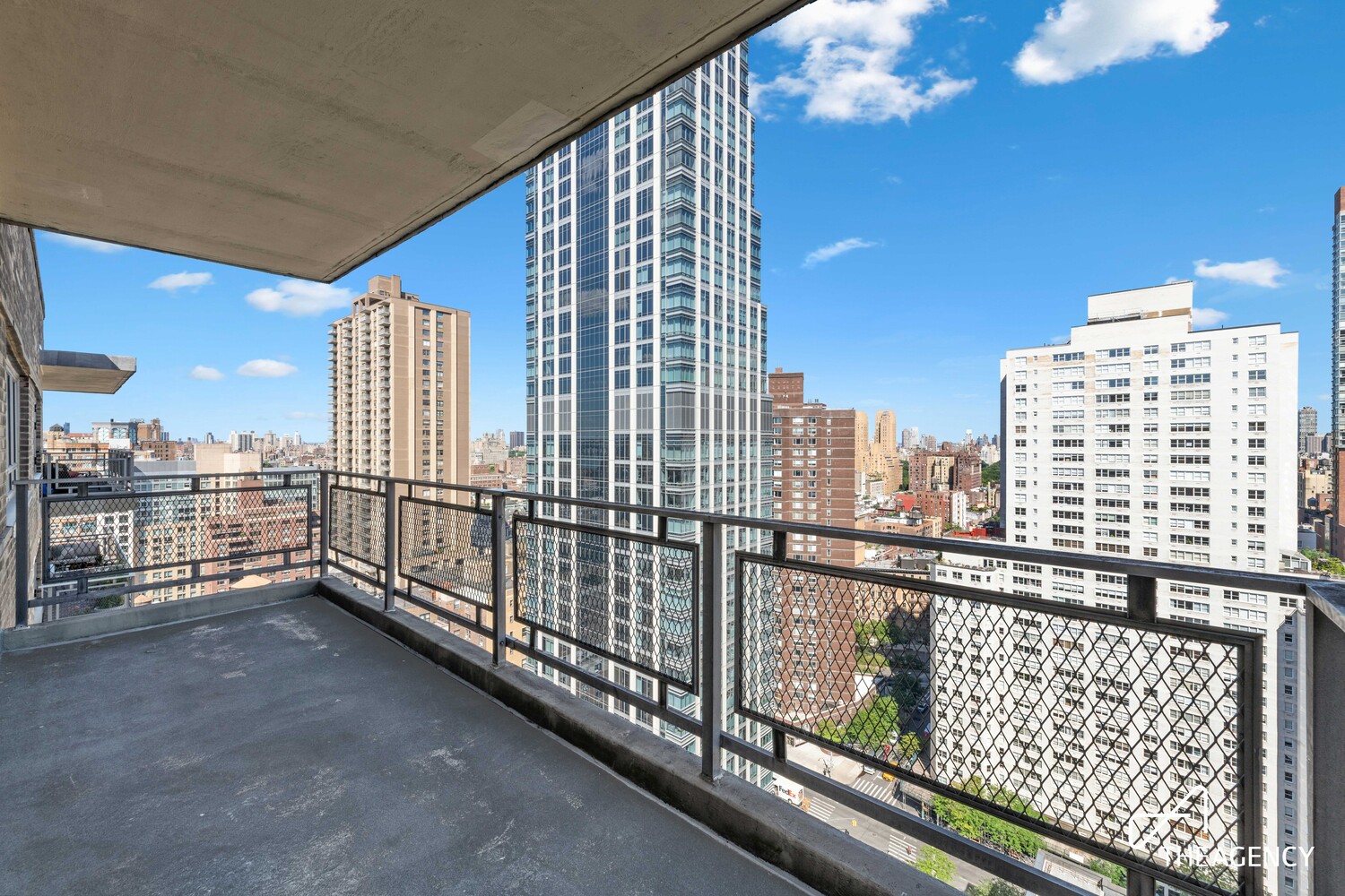170 W END Avenue 30S