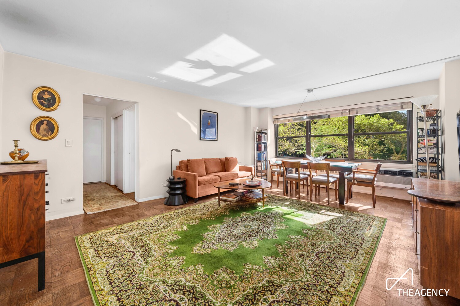 185 W END Avenue 2G