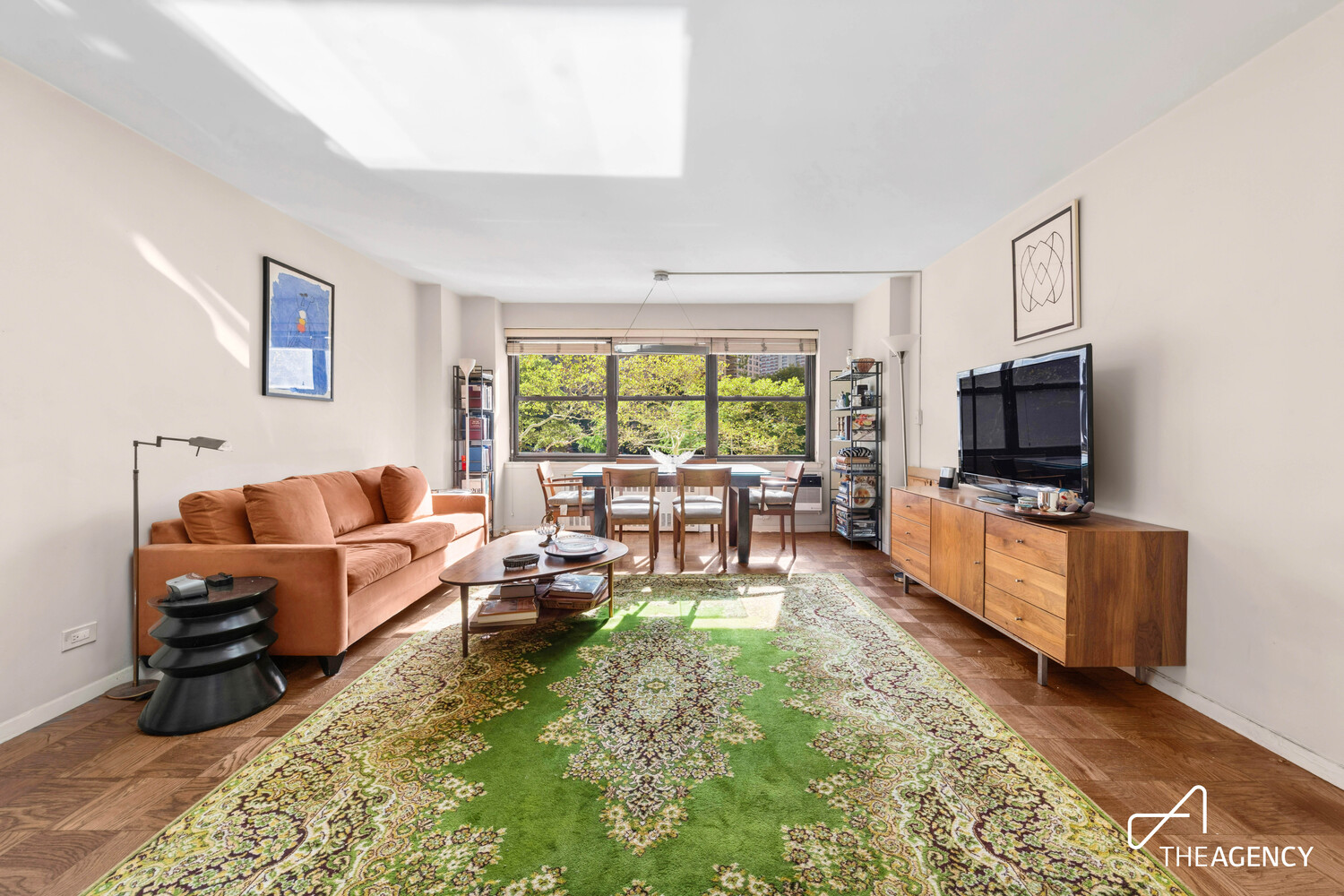 185 W END Avenue 2G