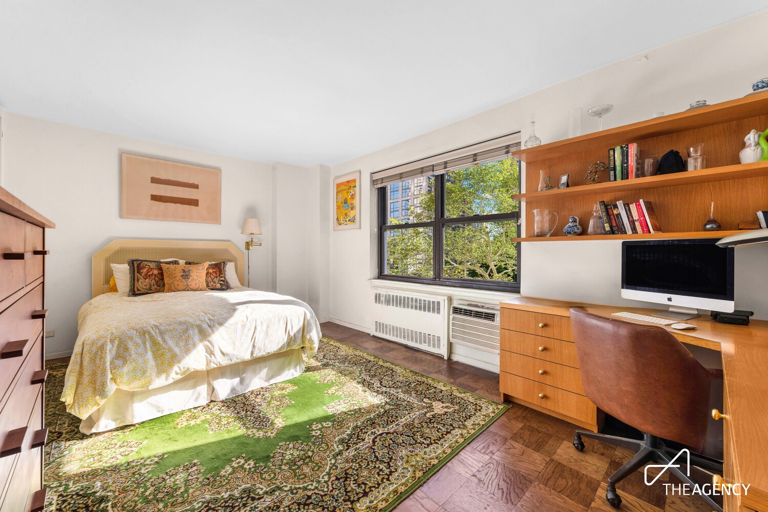 185 W END Avenue 2G