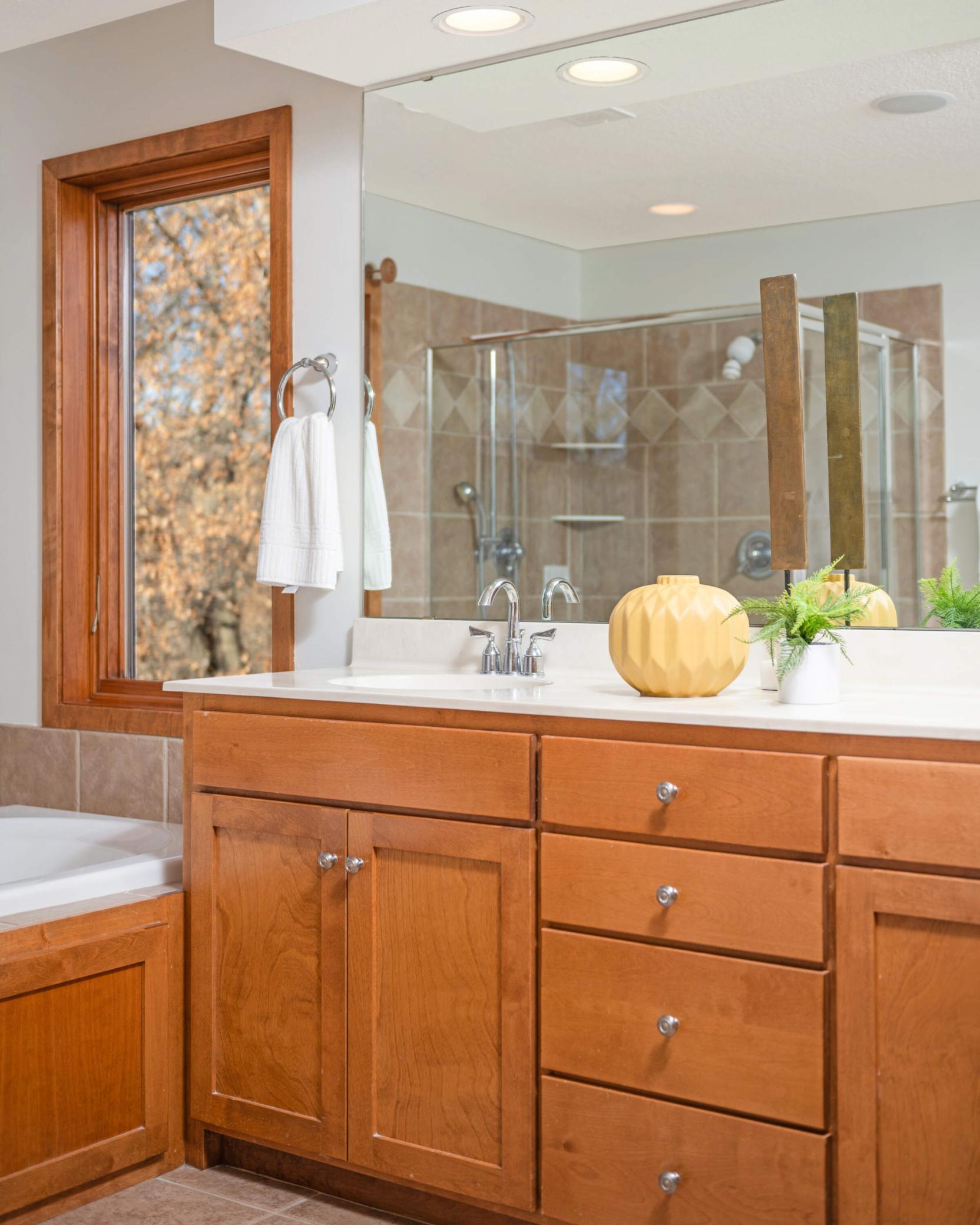 18136 Overland Trail