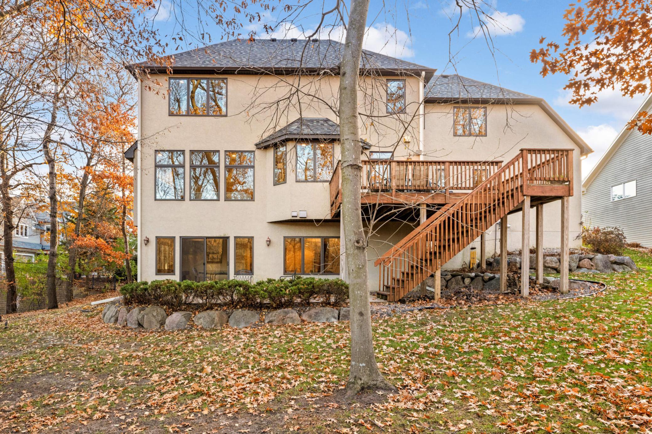 18136 Overland Trail