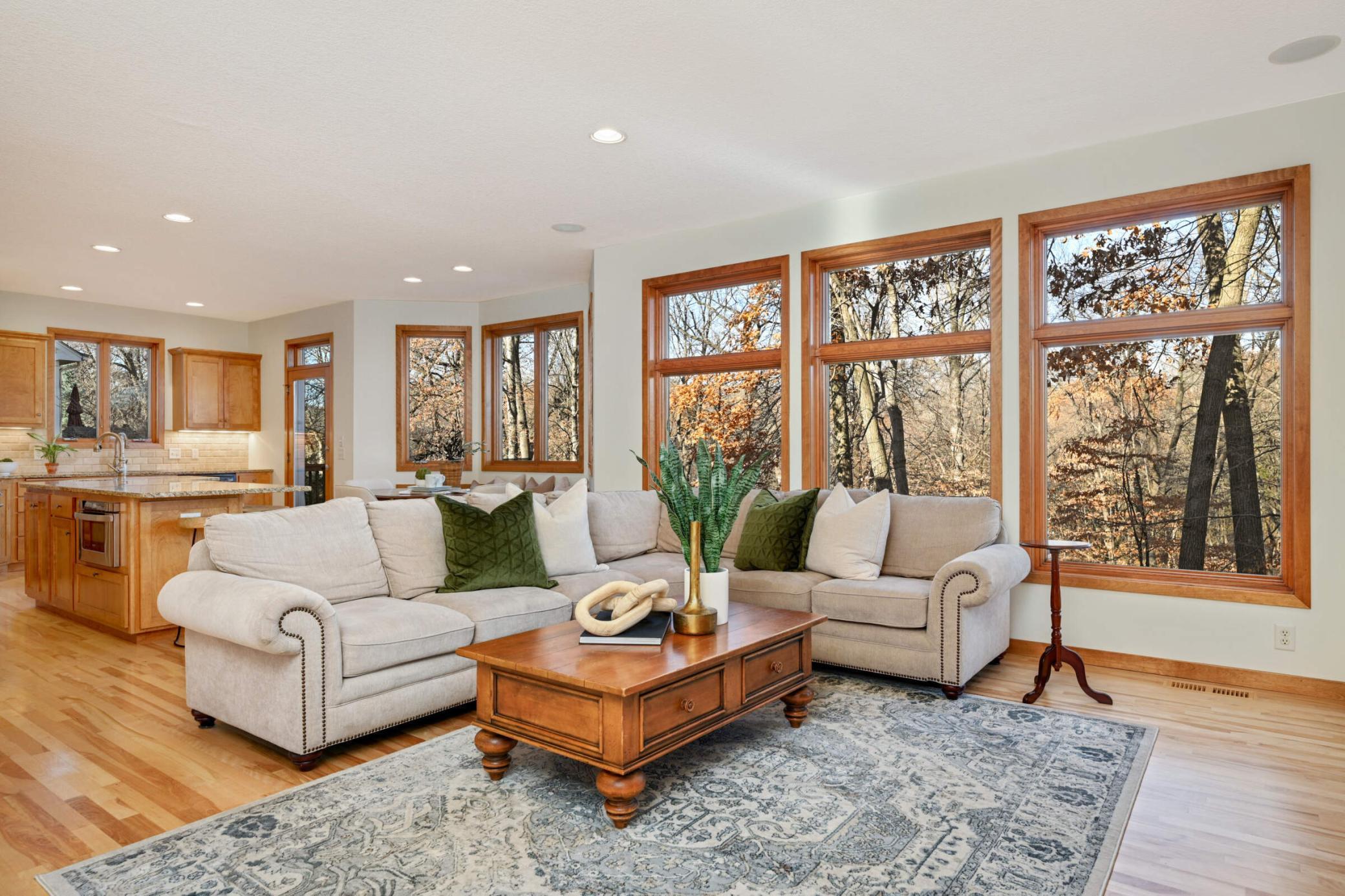 18136 Overland Trail