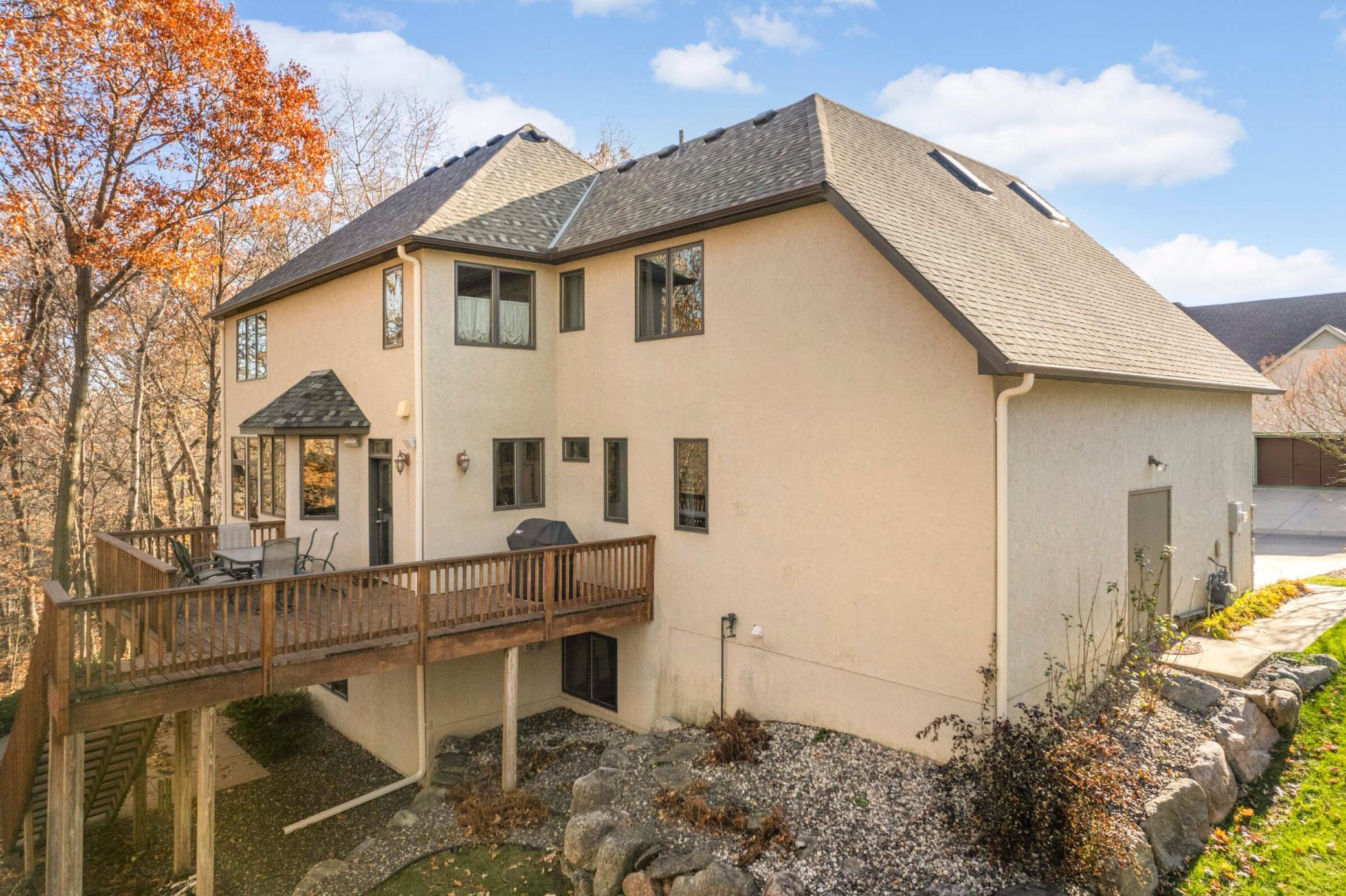 18136 Overland Trail