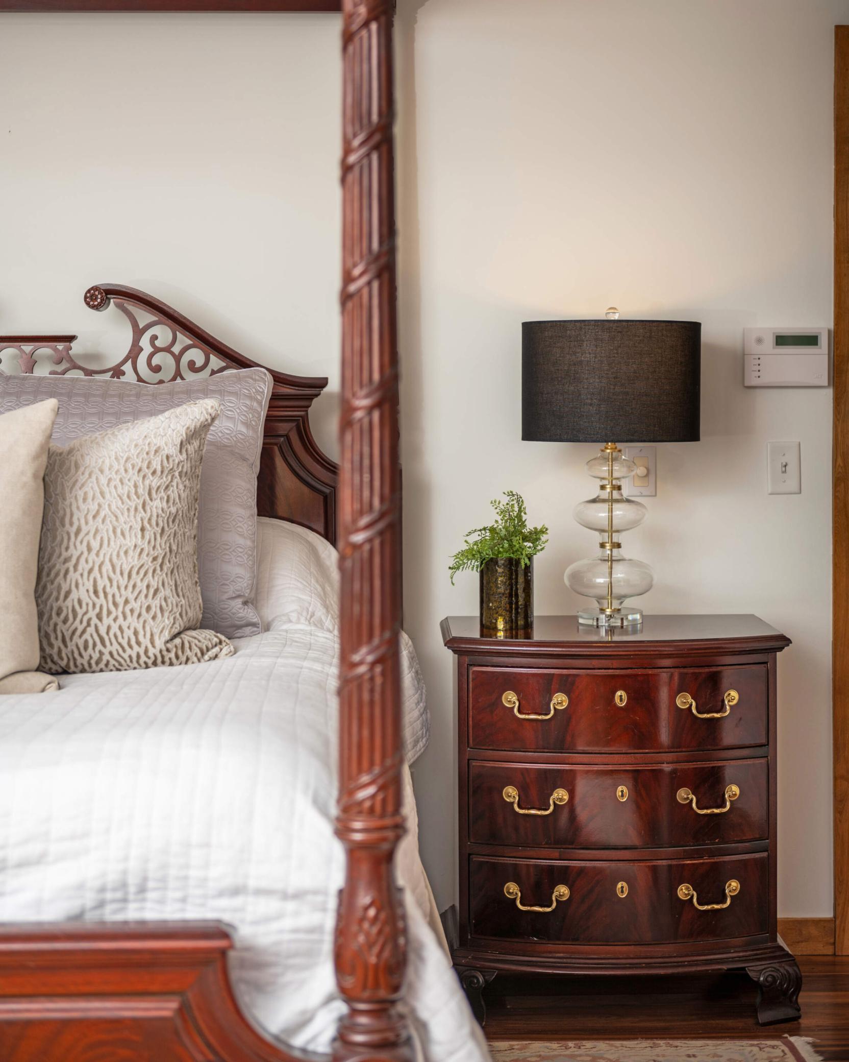 18136 Overland Trail