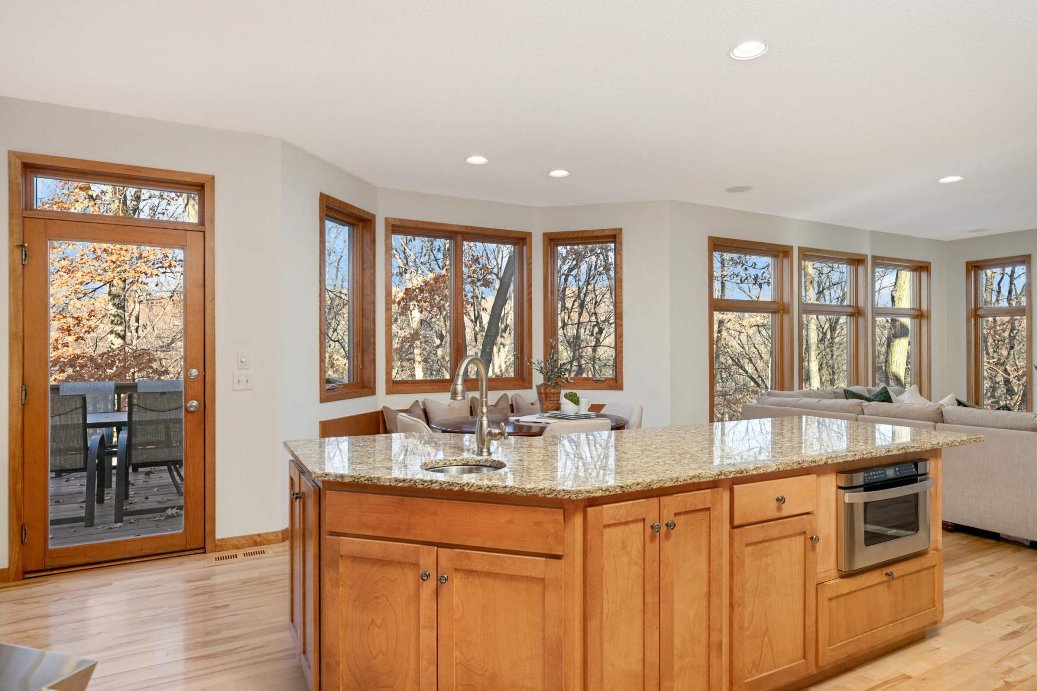 18136 Overland Trail