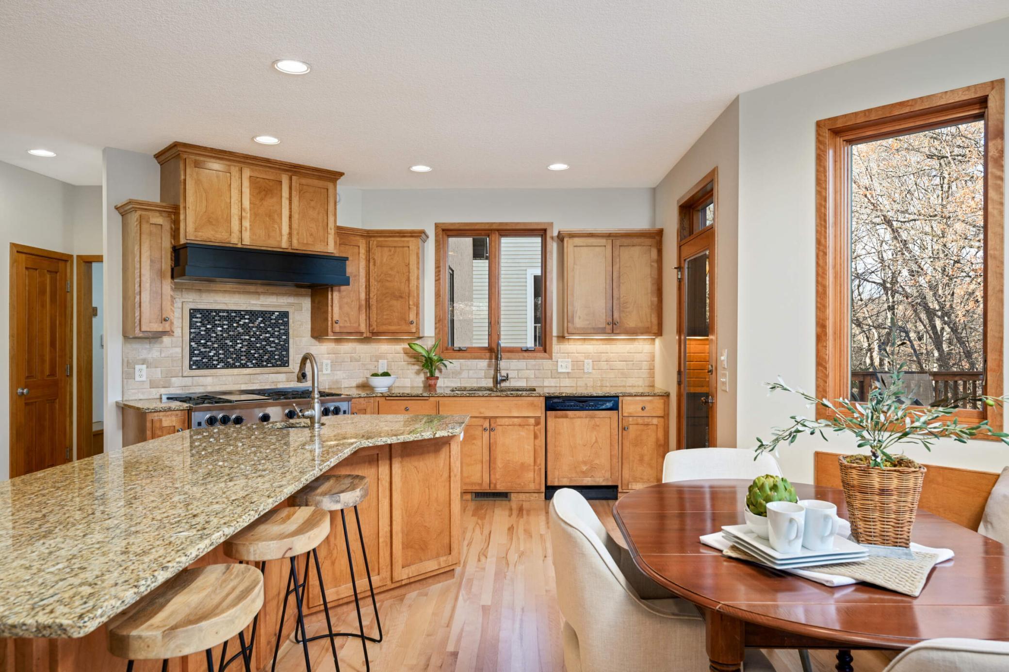 18136 Overland Trail