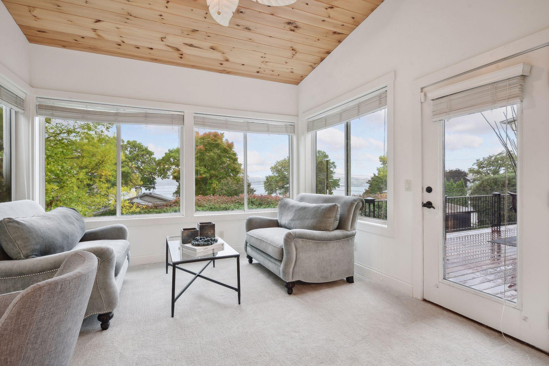 5140 Greenwood Circle