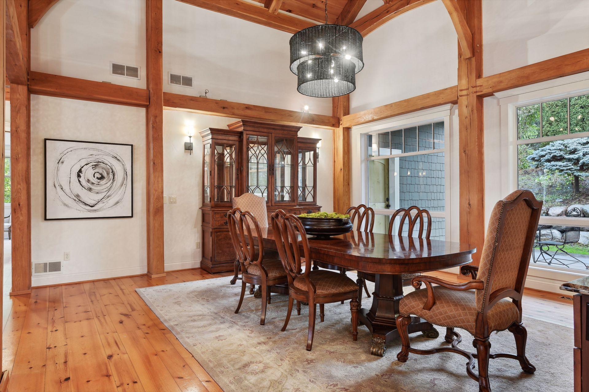 5140 Greenwood Circle