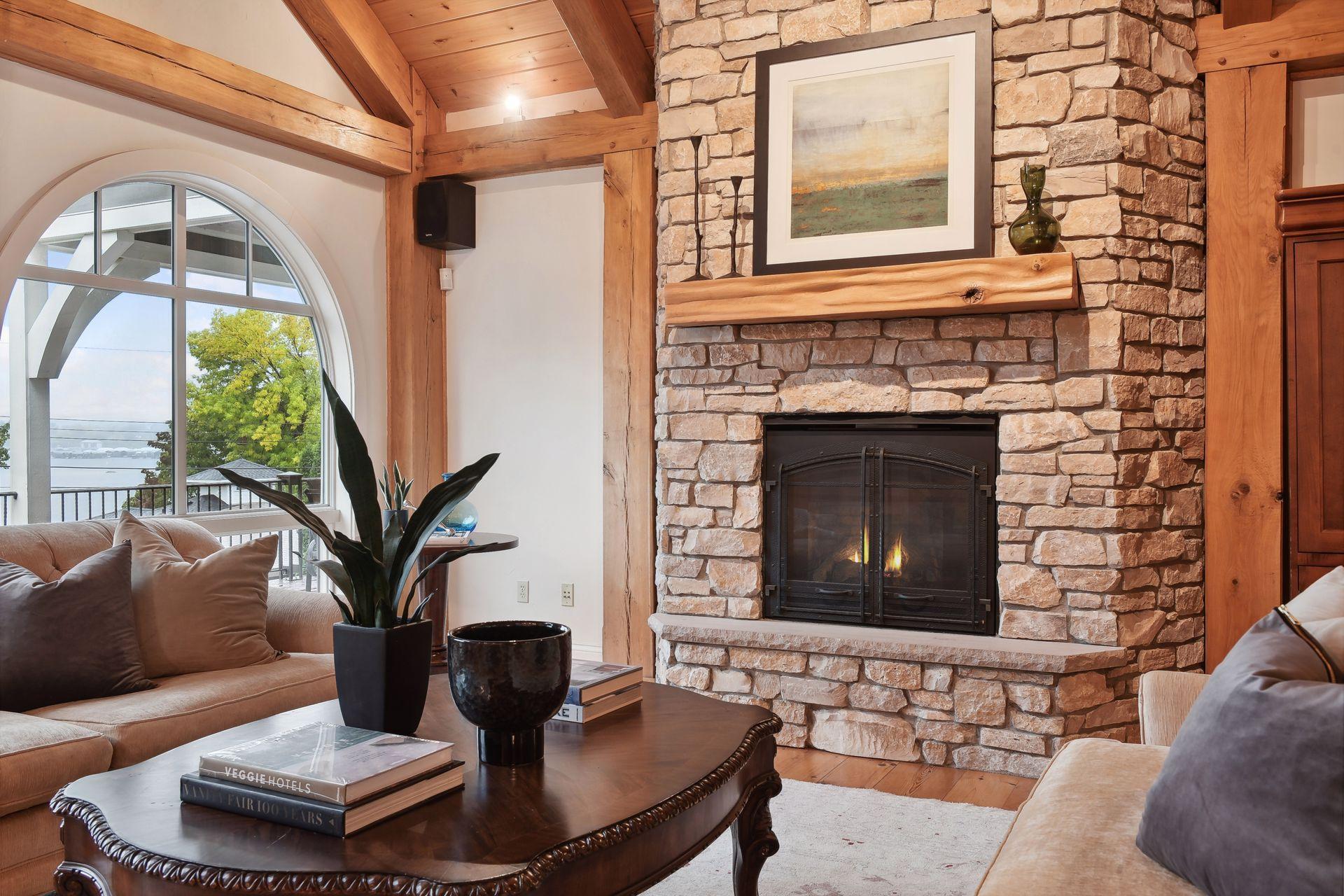 5140 Greenwood Circle