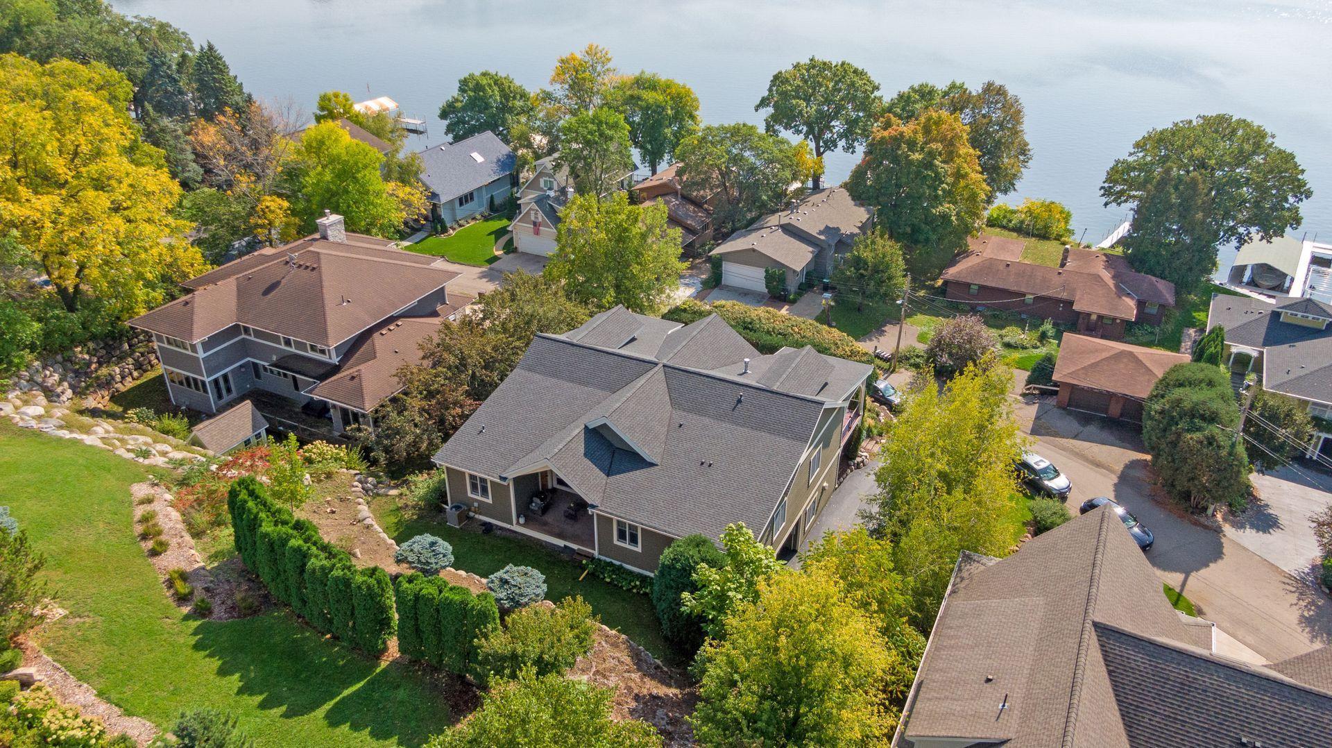 5140 Greenwood Circle