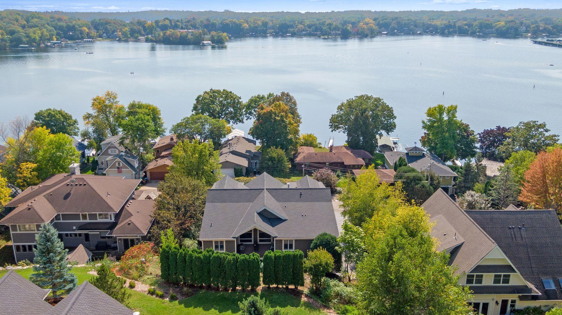 5140 Greenwood Circle