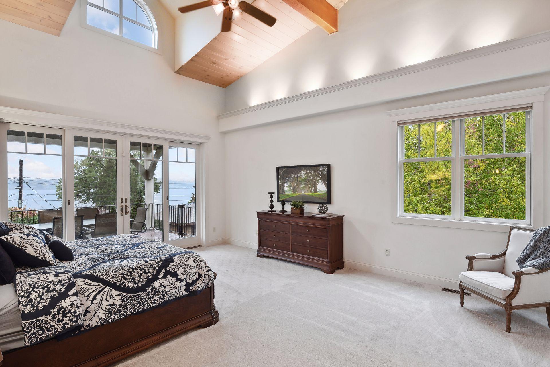 5140 Greenwood Circle