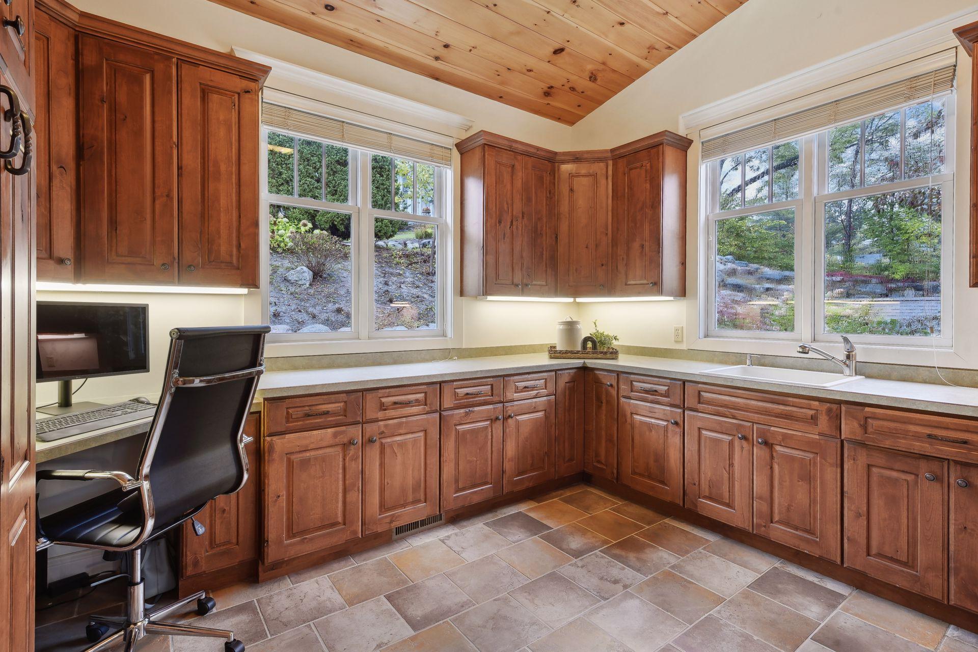 5140 Greenwood Circle