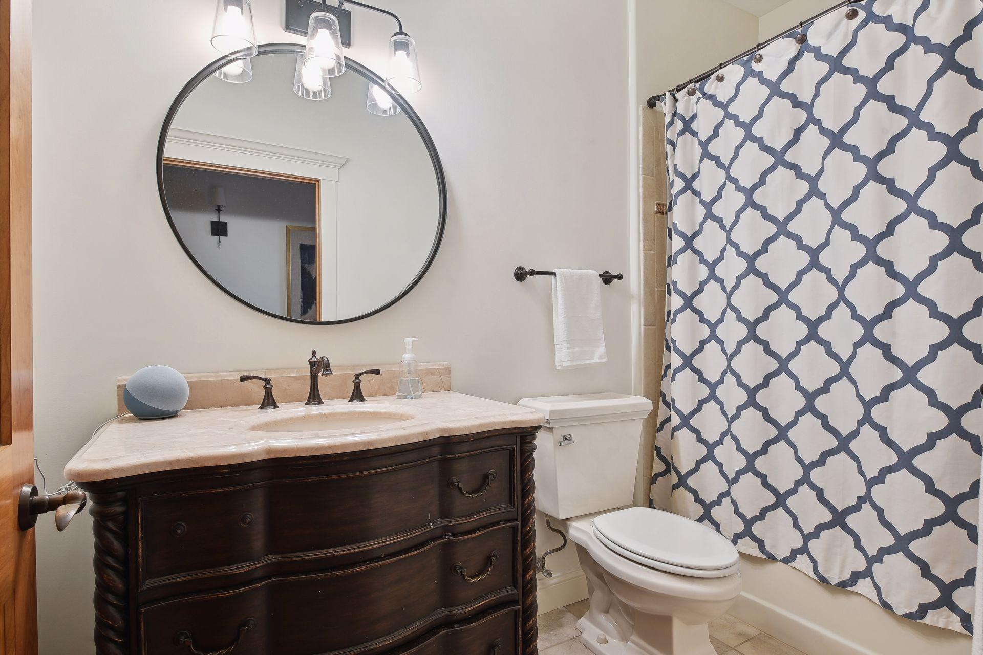 5140 Greenwood Circle