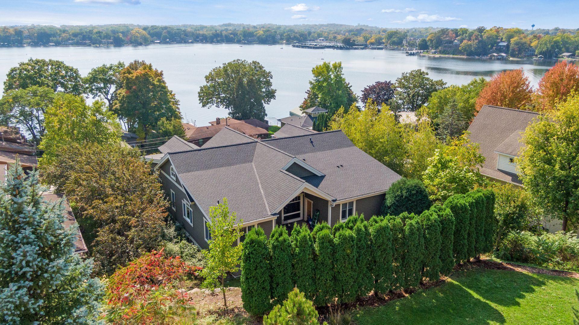 5140 Greenwood Circle