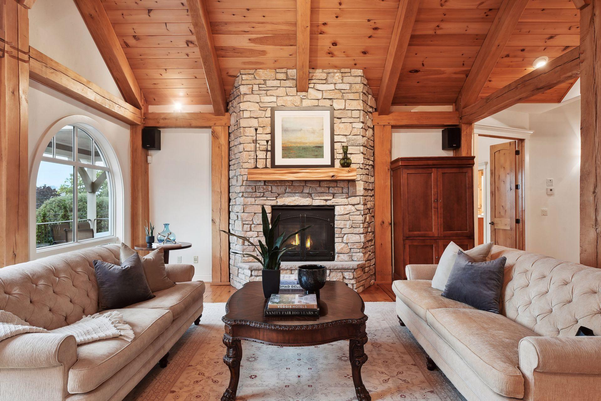 5140 Greenwood Circle