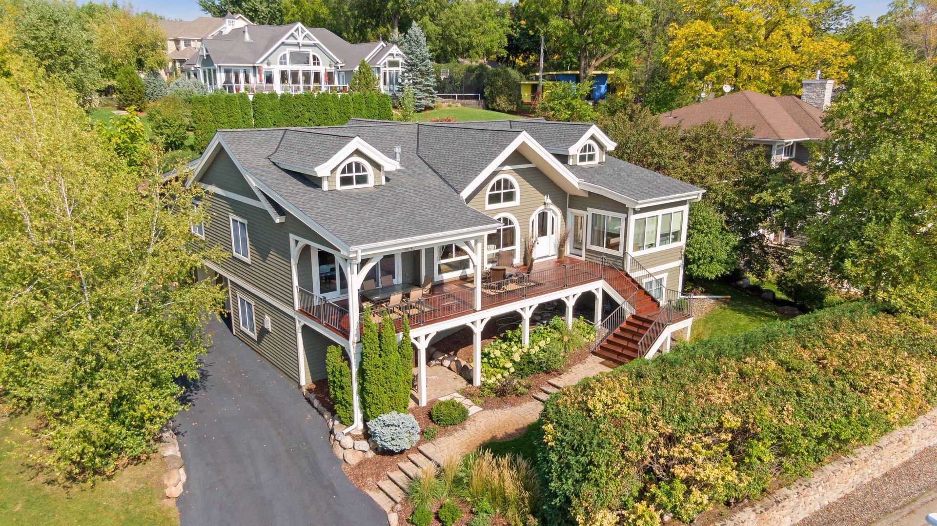 5140 Greenwood Circle