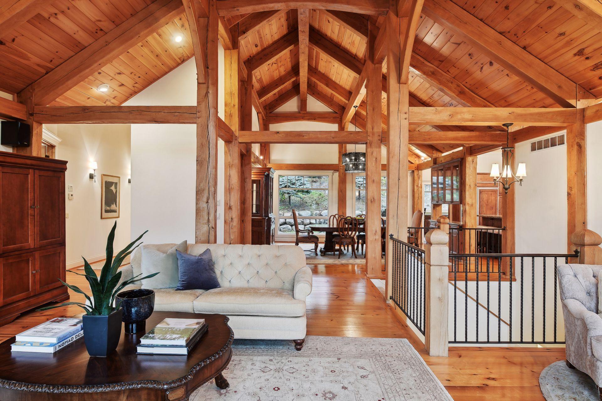 5140 Greenwood Circle