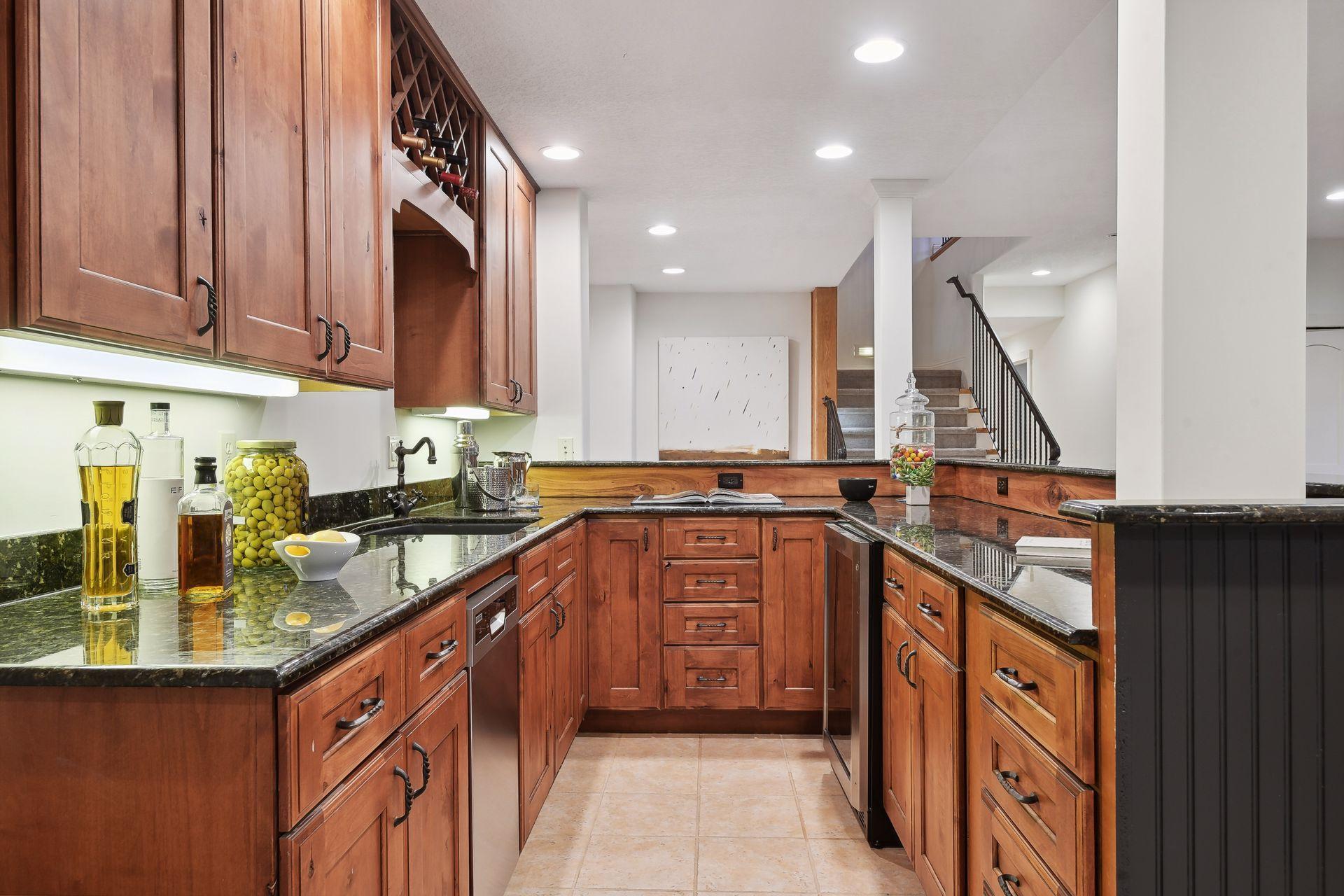 5140 Greenwood Circle