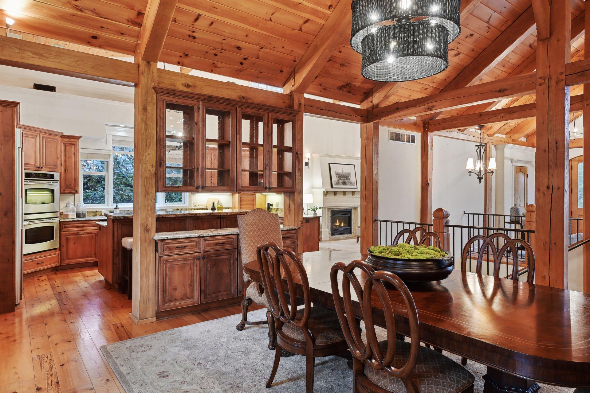 5140 Greenwood Circle