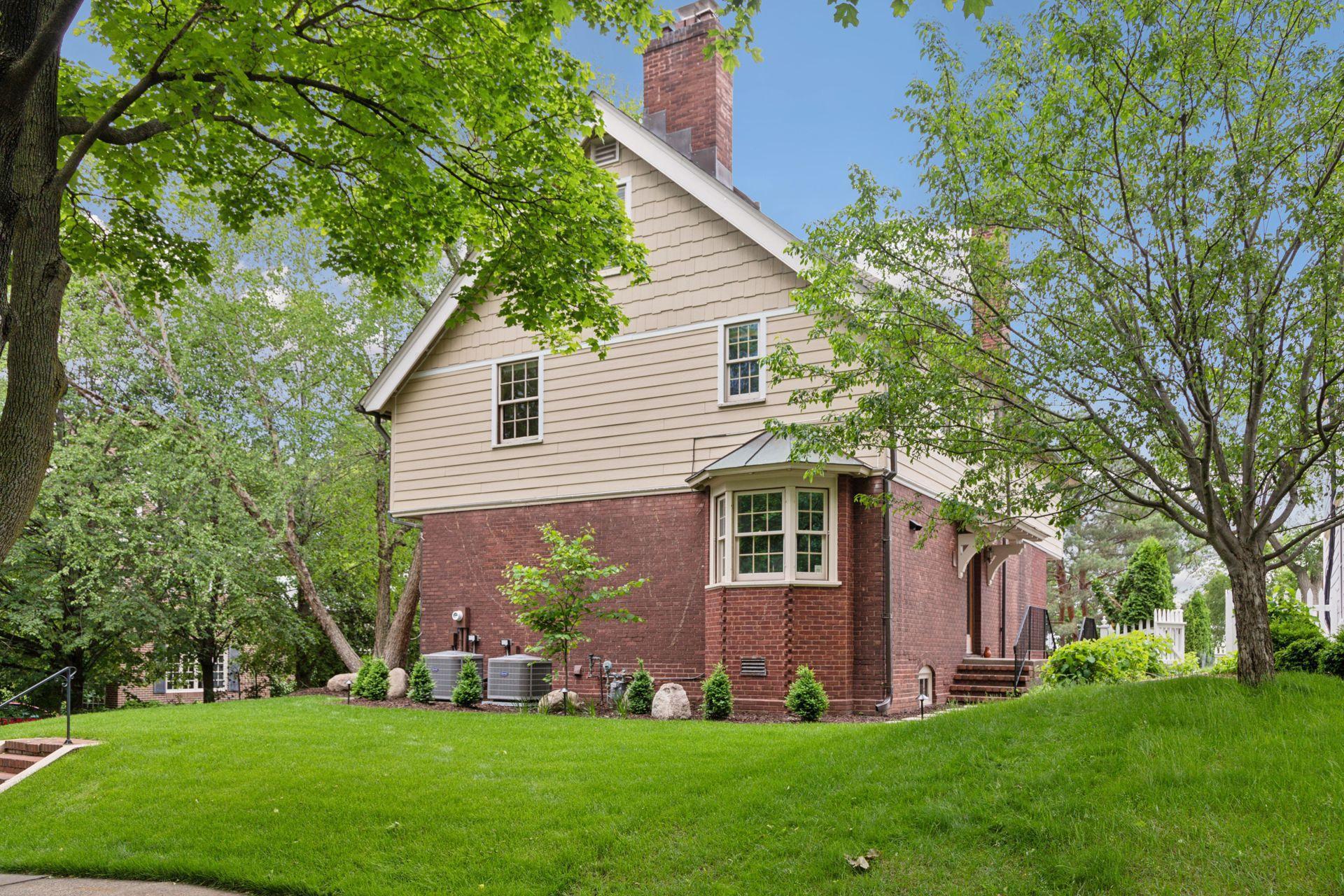 712 Linwood Avenue The Stephanie Chandler Group Edina Real Estate