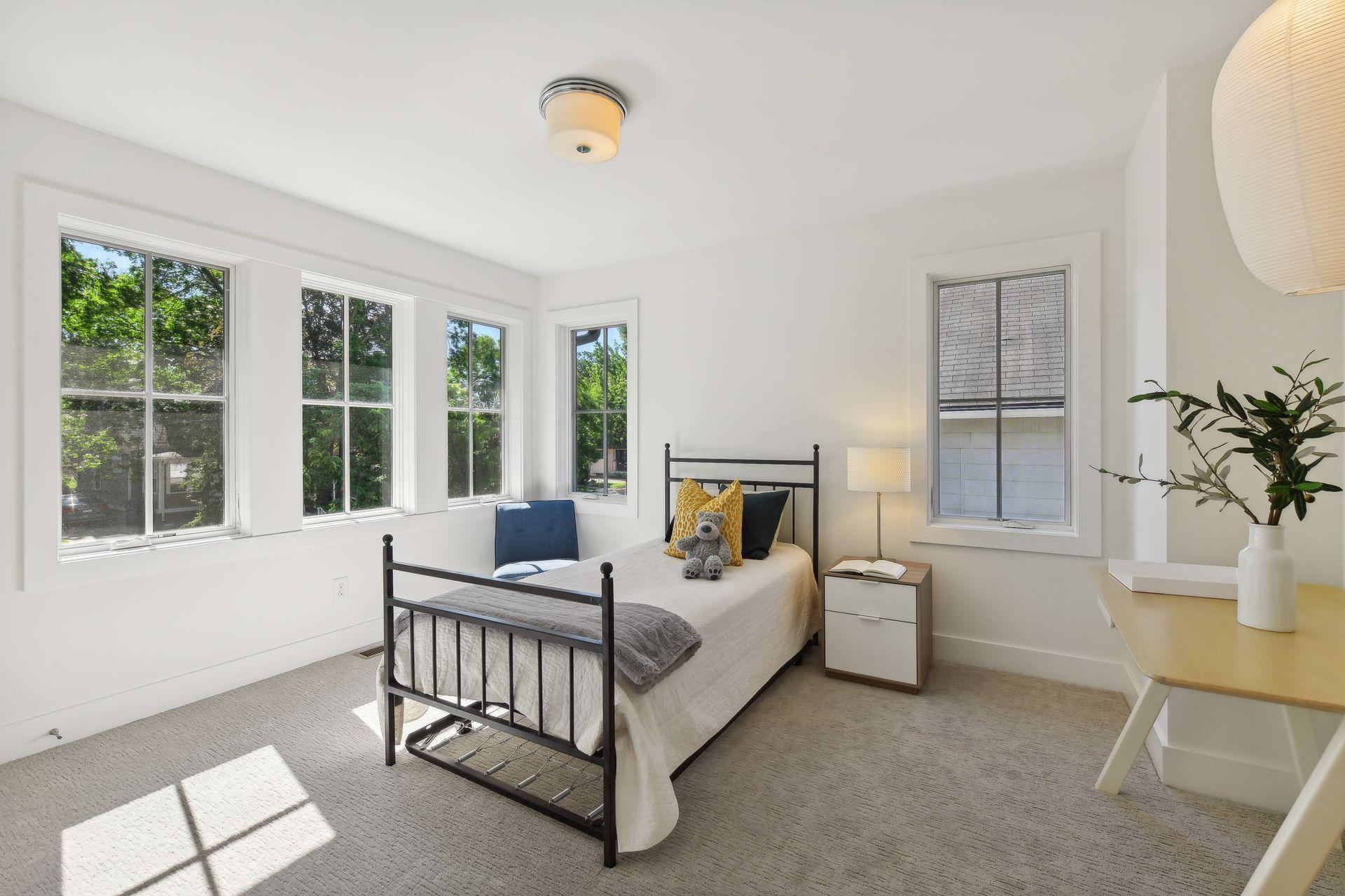 4524 Zenith Avenue S