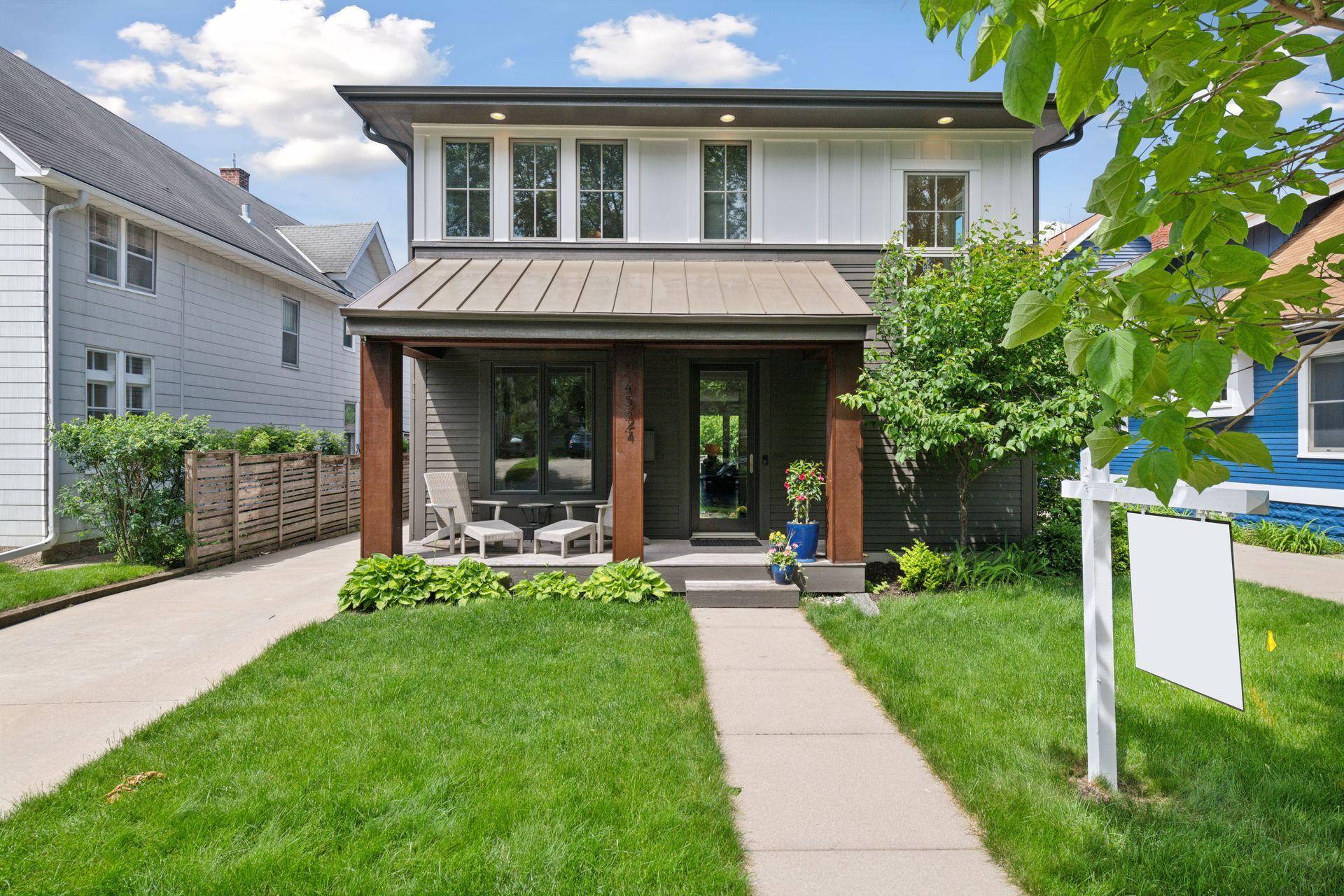 4524 Zenith Avenue S