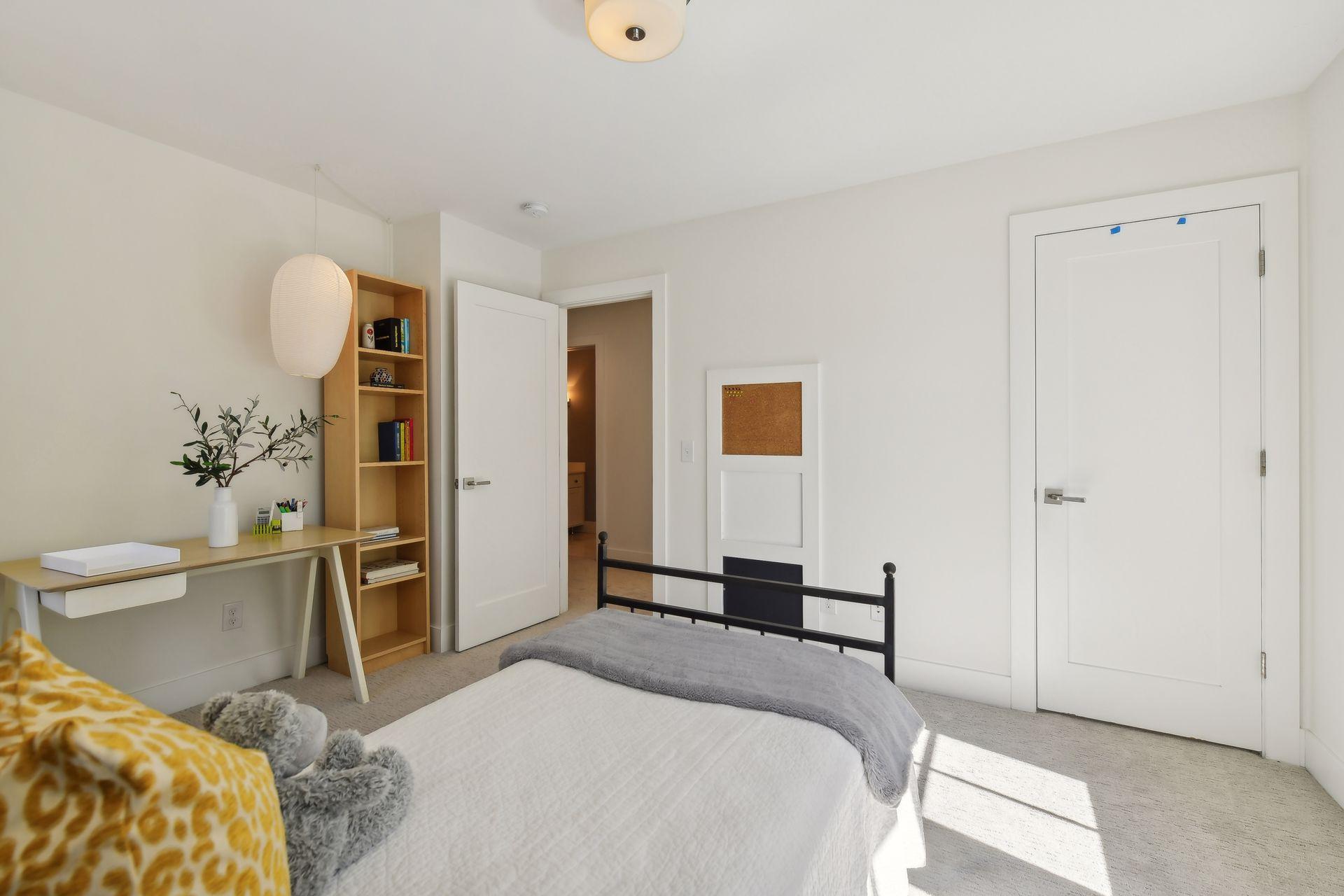 4524 Zenith Avenue S