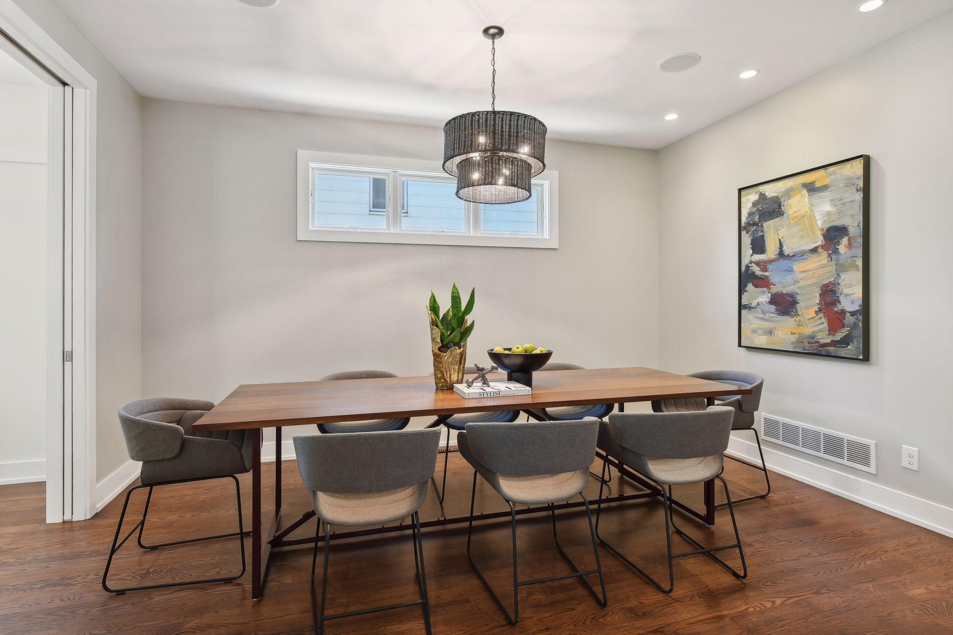 4524 Zenith Avenue S