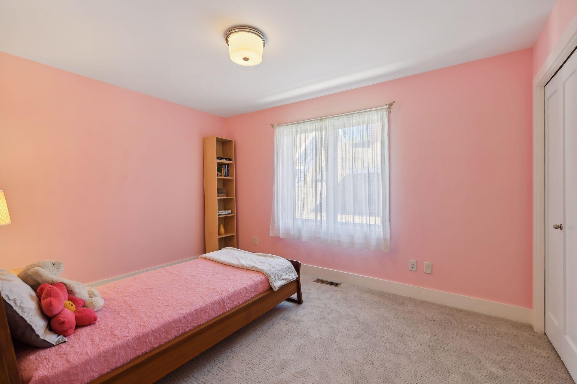 4524 Zenith Avenue S