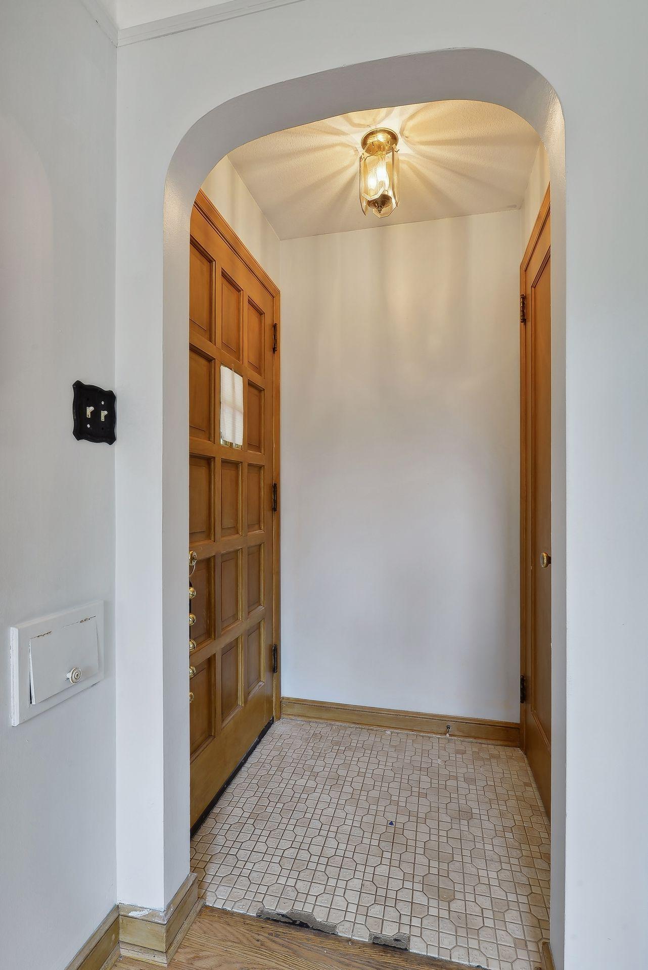 5525 Oliver Avenue S