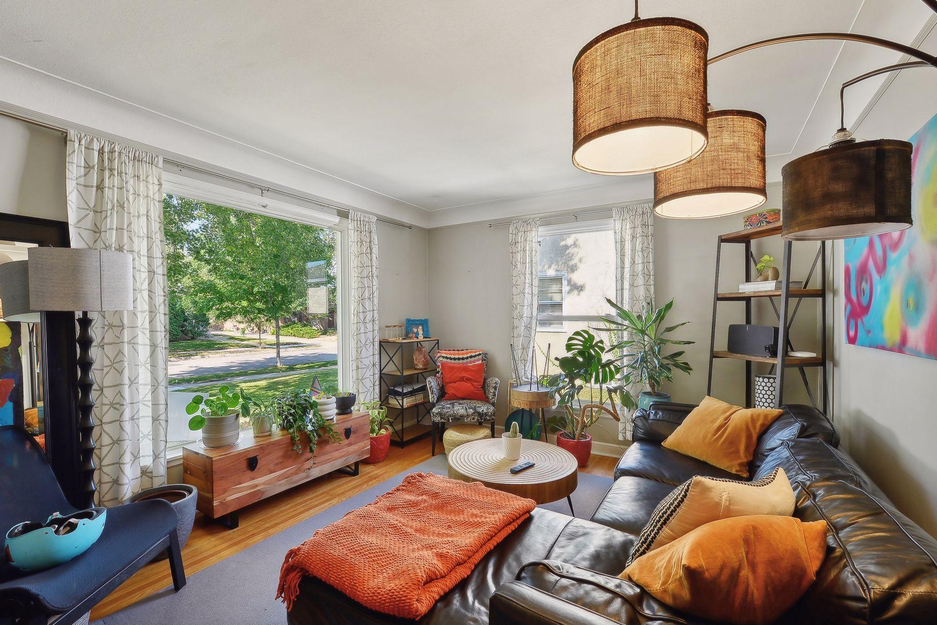 5525 Oliver Avenue S