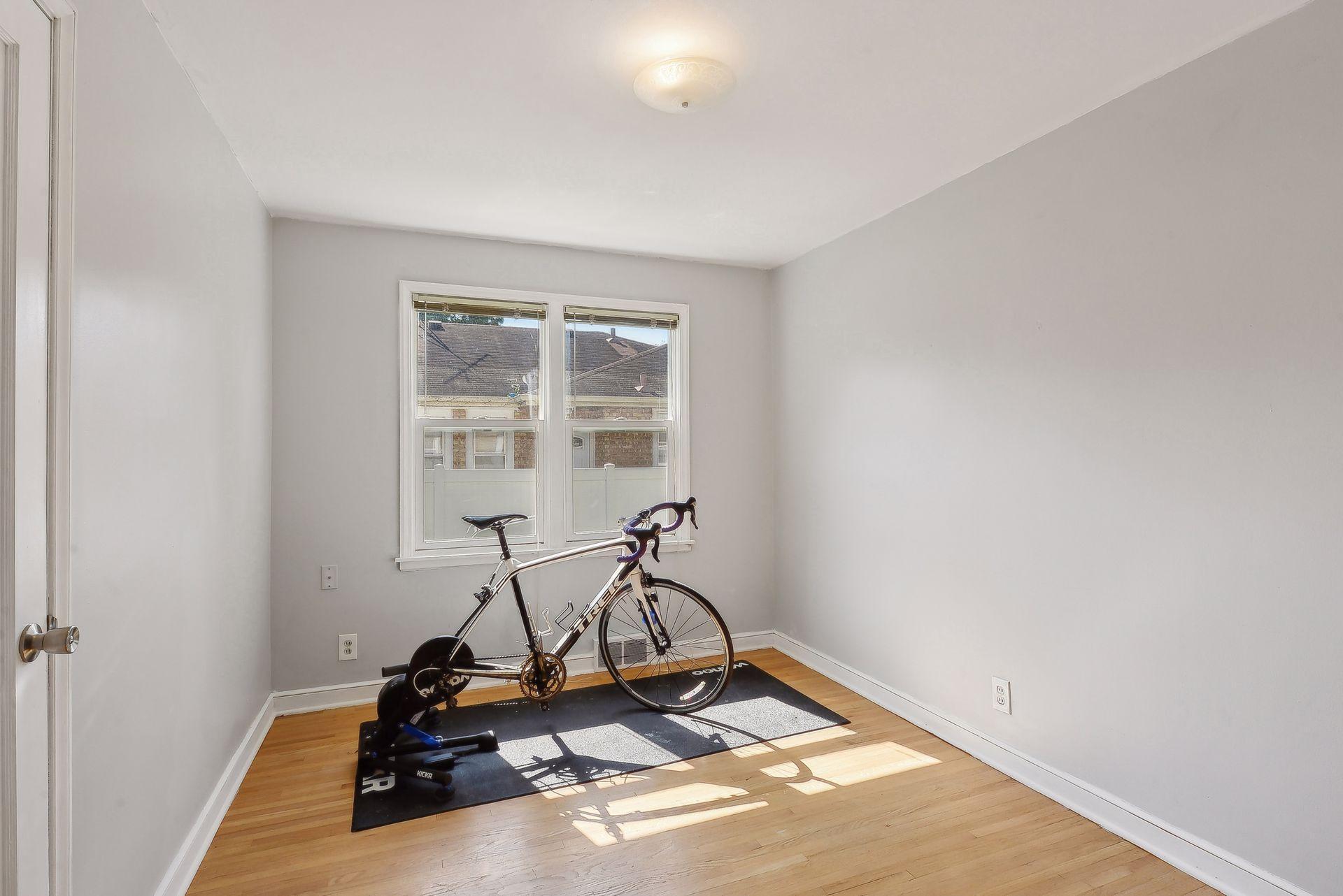 5525 Oliver Avenue S