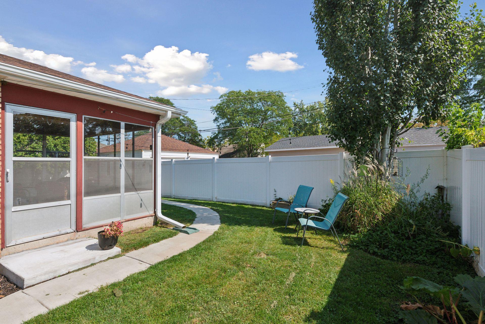 5525 Oliver Avenue S