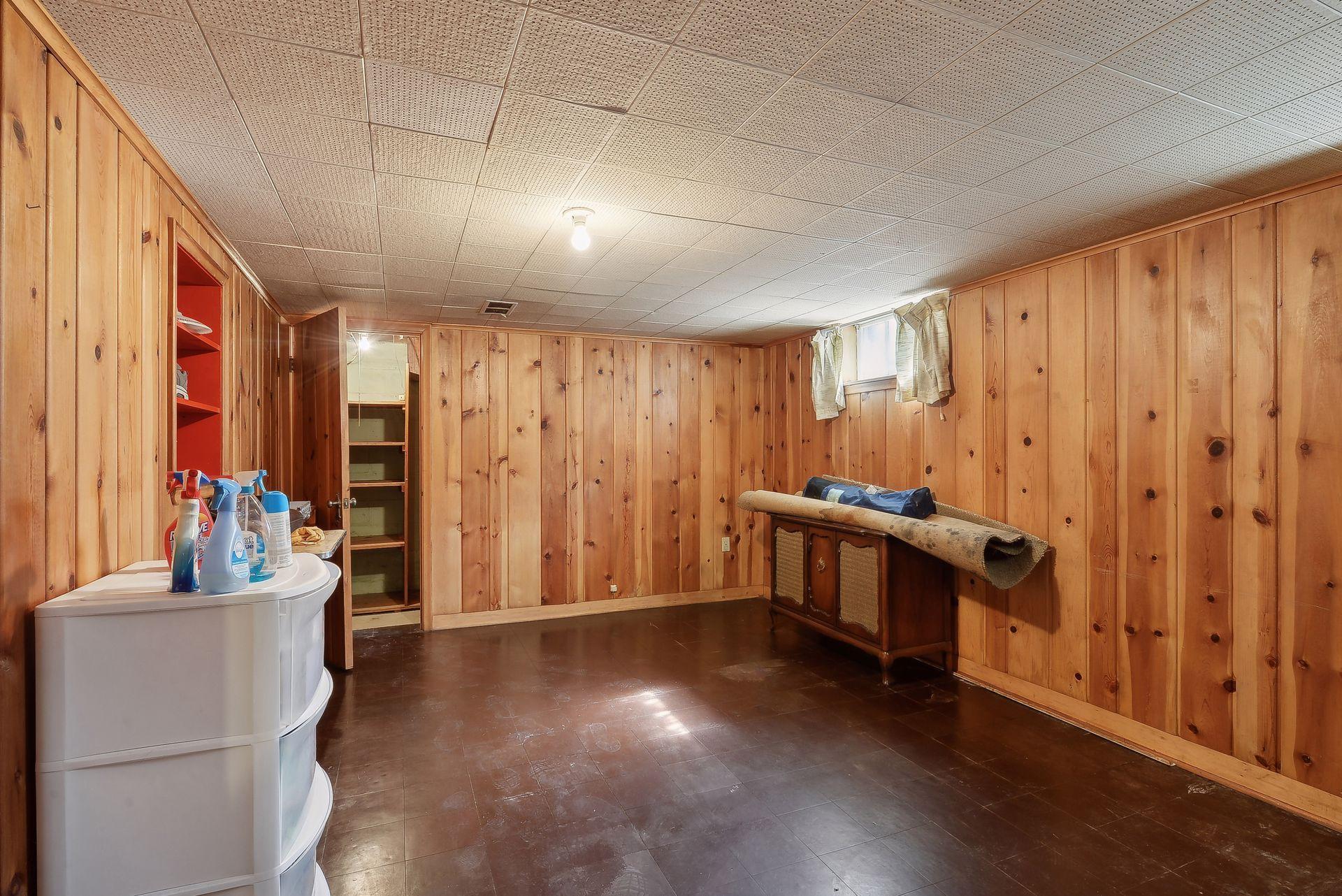 5525 Oliver Avenue S