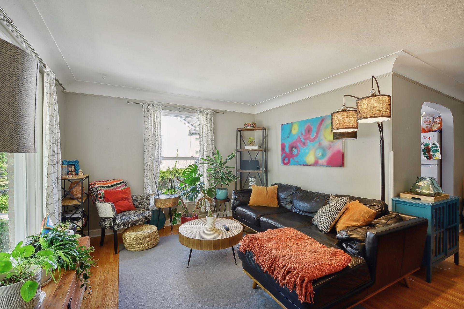 5525 Oliver Avenue S