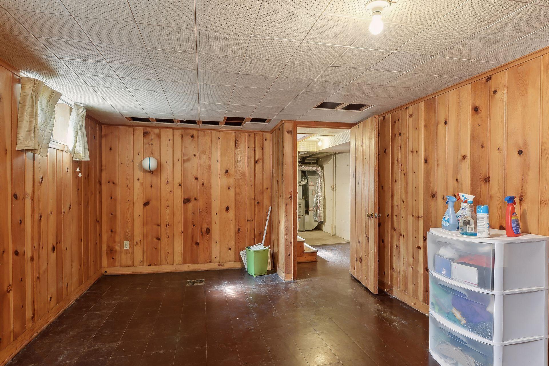 5525 Oliver Avenue S