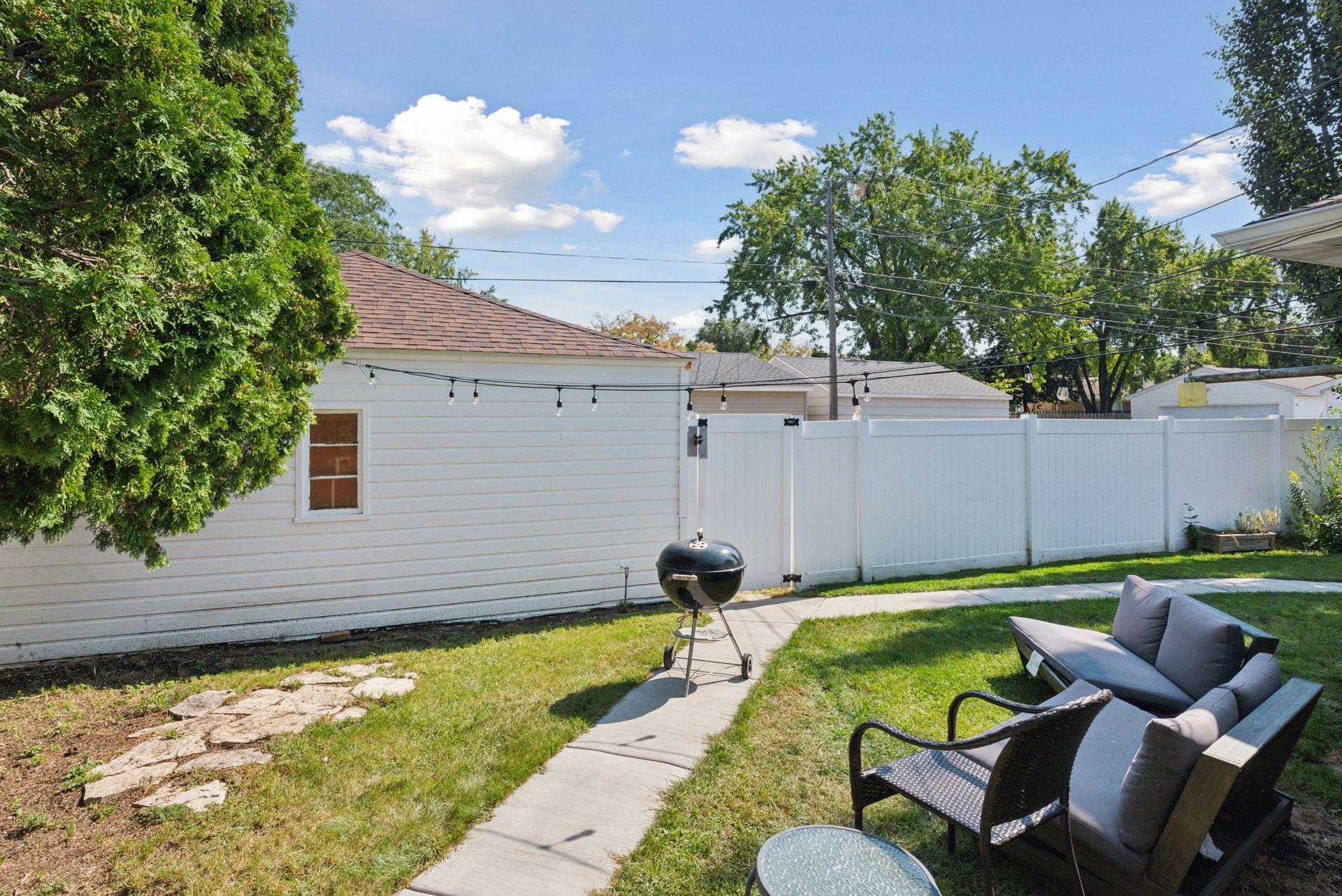 5525 Oliver Avenue S