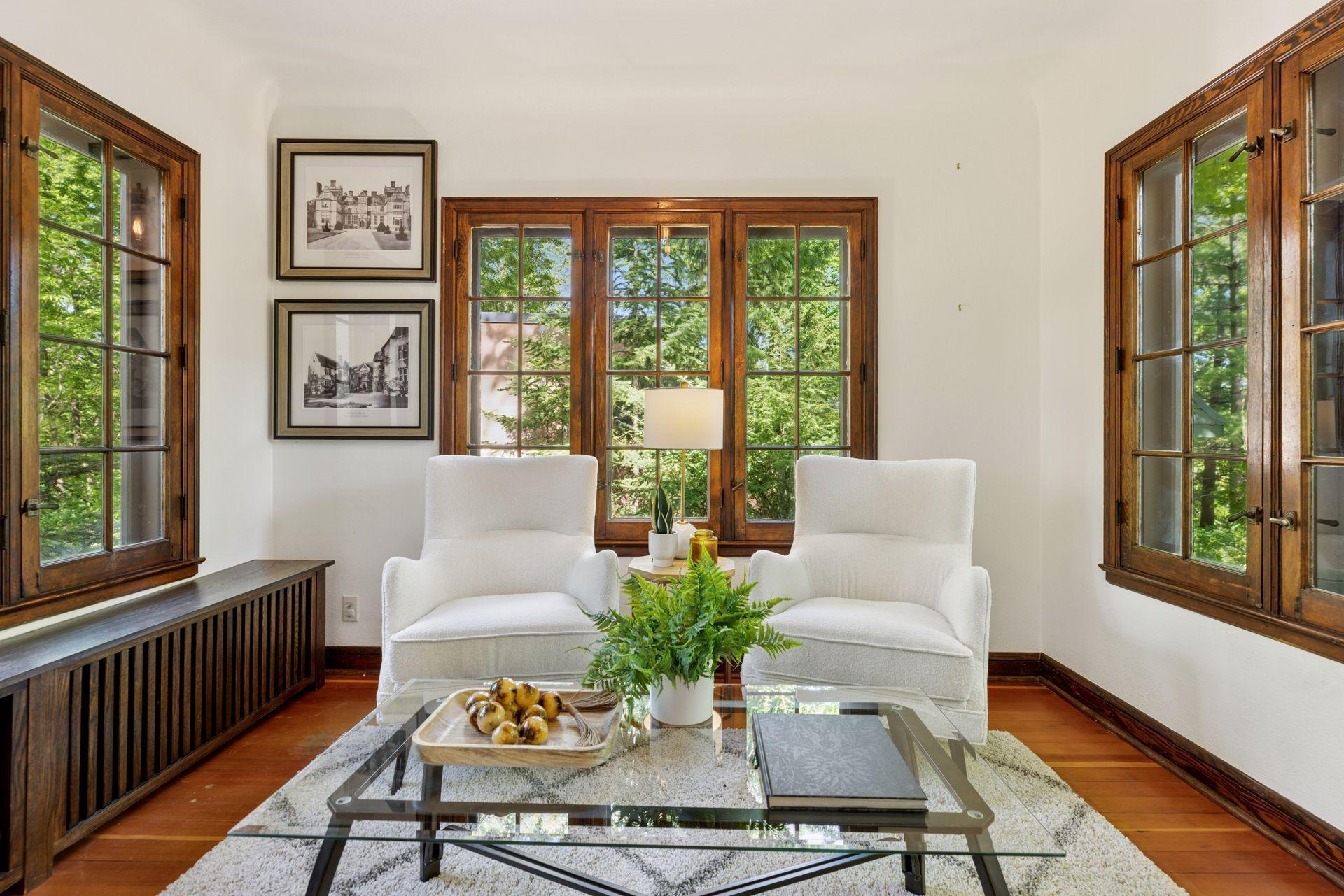 2114 W 53rd Street