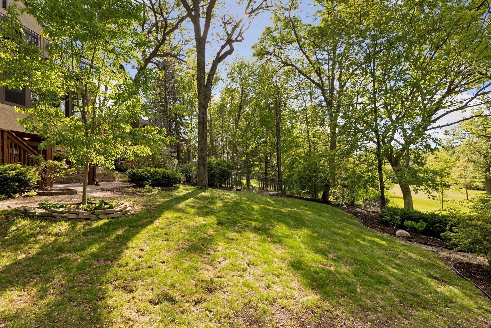 2114 W 53rd Street