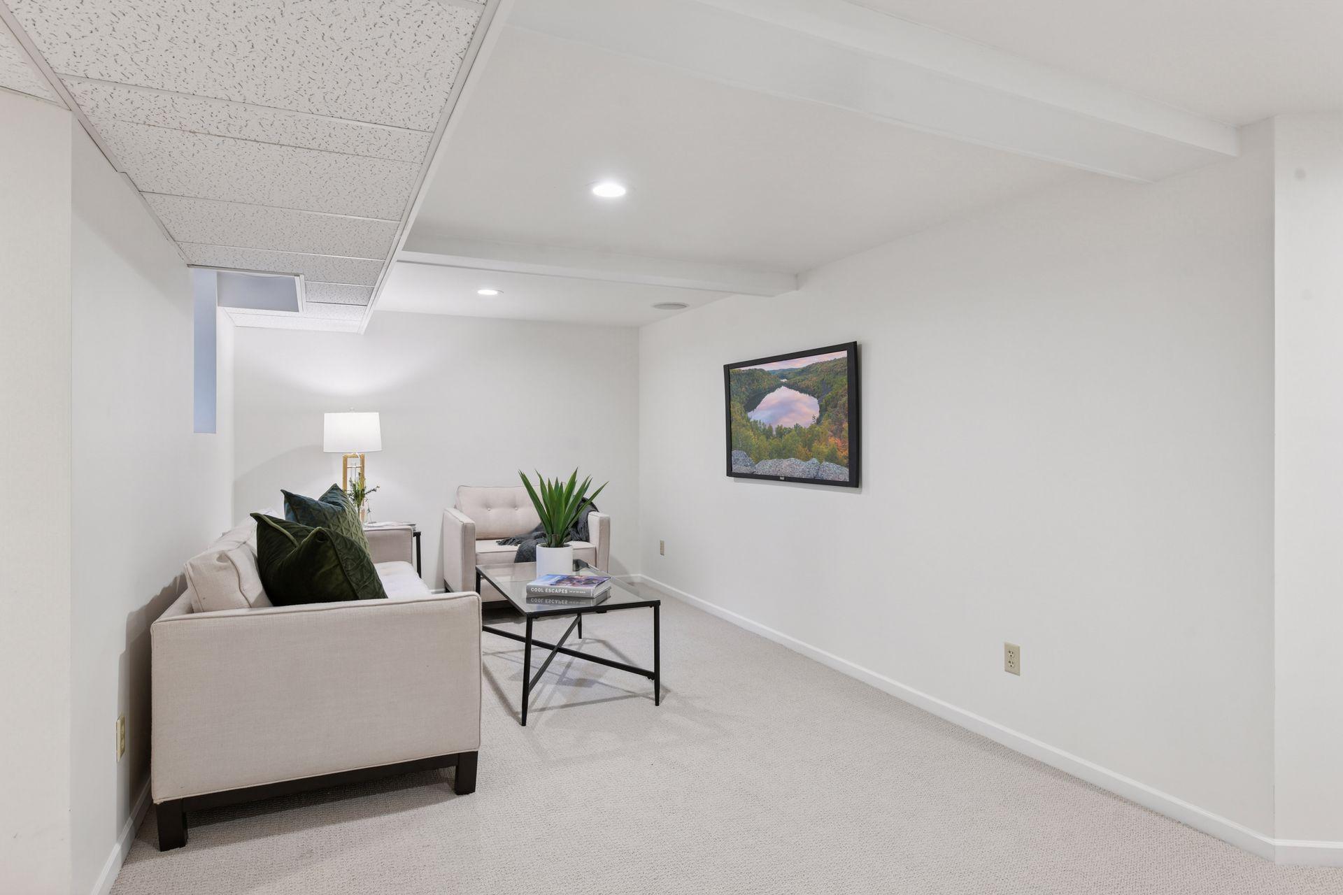 2114 W 53rd Street