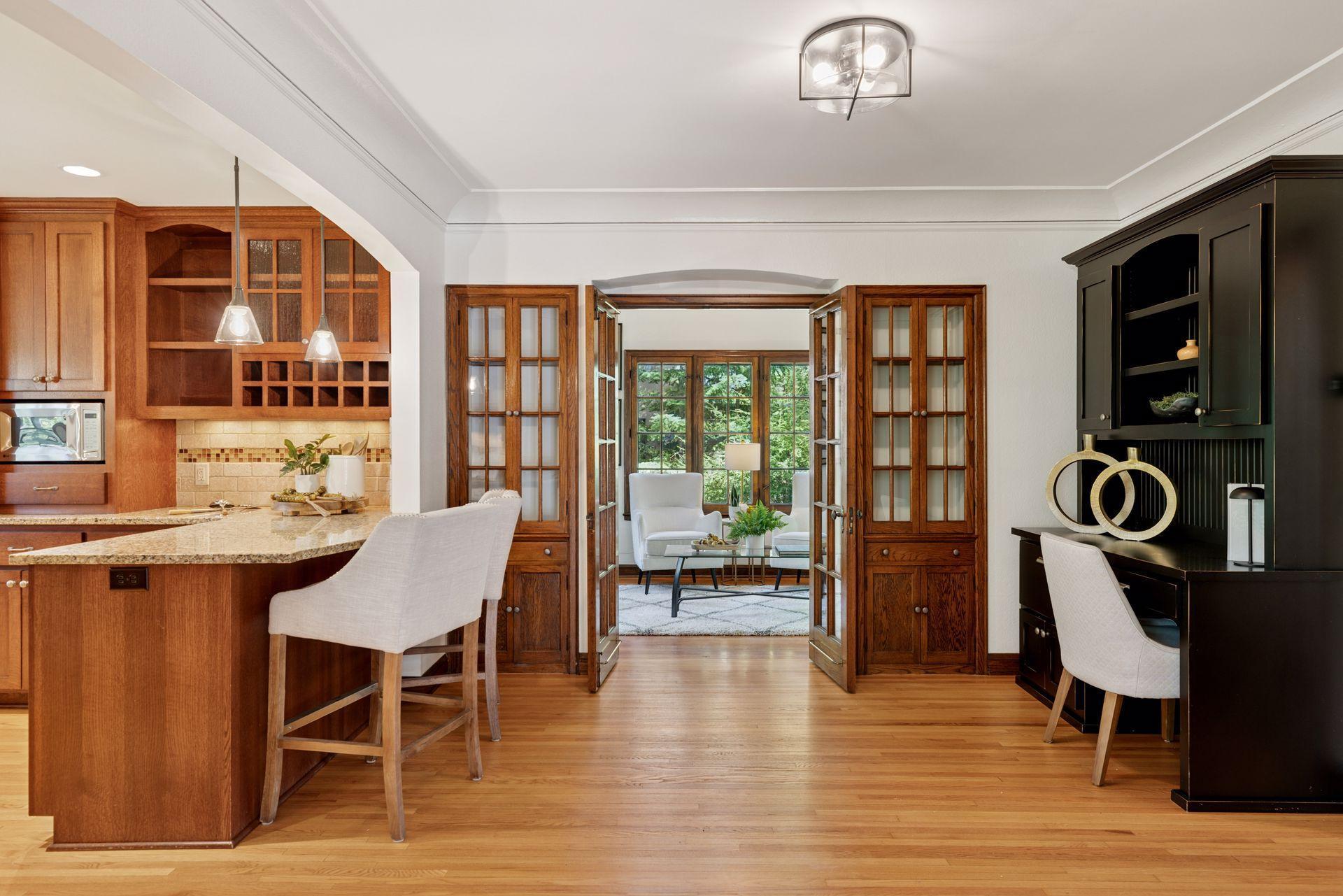 2114 W 53rd Street