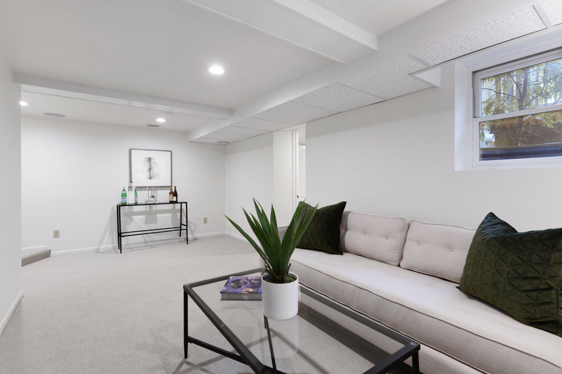 2114 W 53rd Street