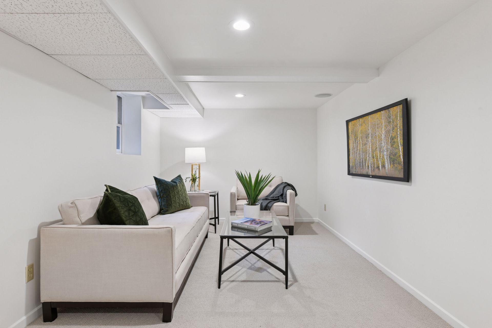 2114 W 53rd Street