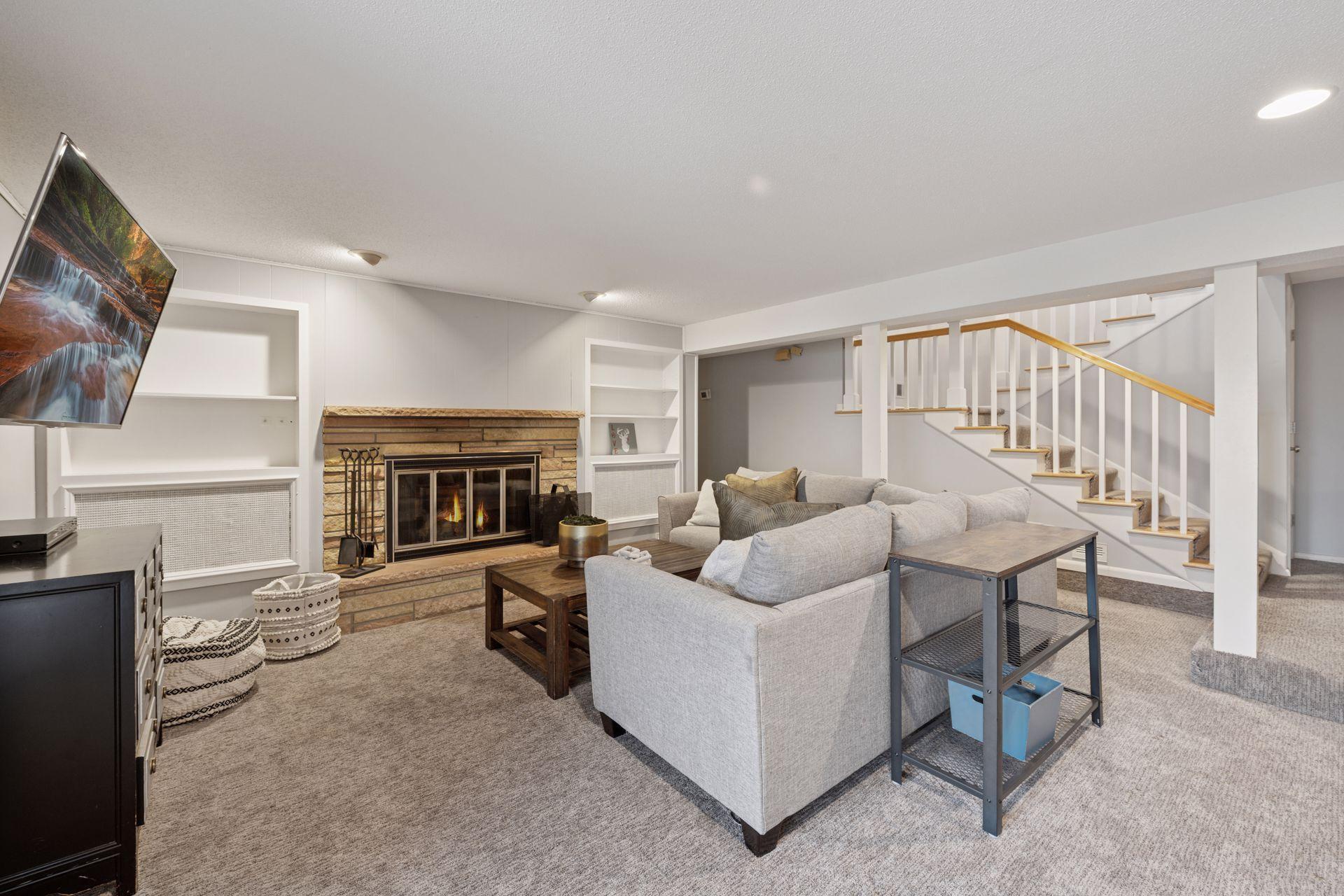 6146 Arctic Way