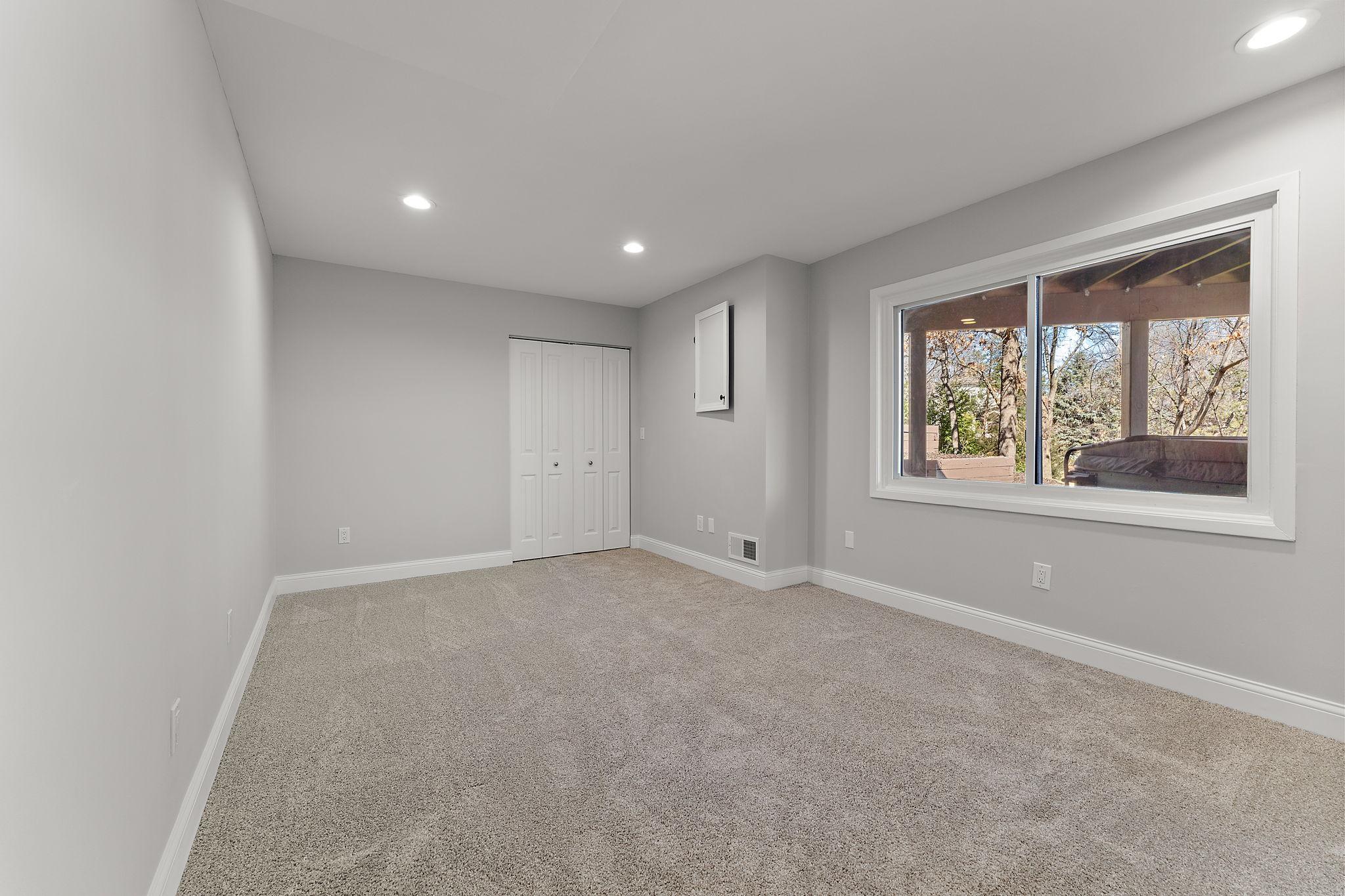 12060 48th Avenue N