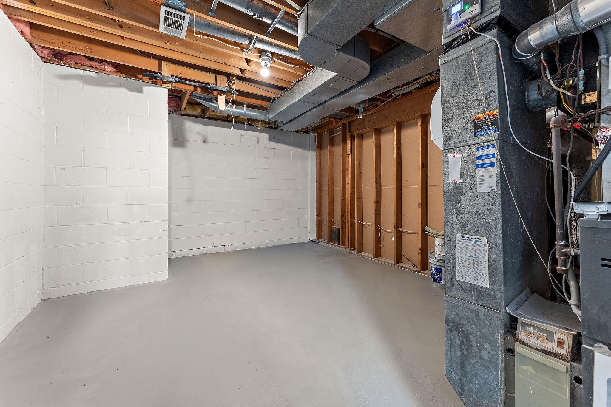 12060 48th Avenue N