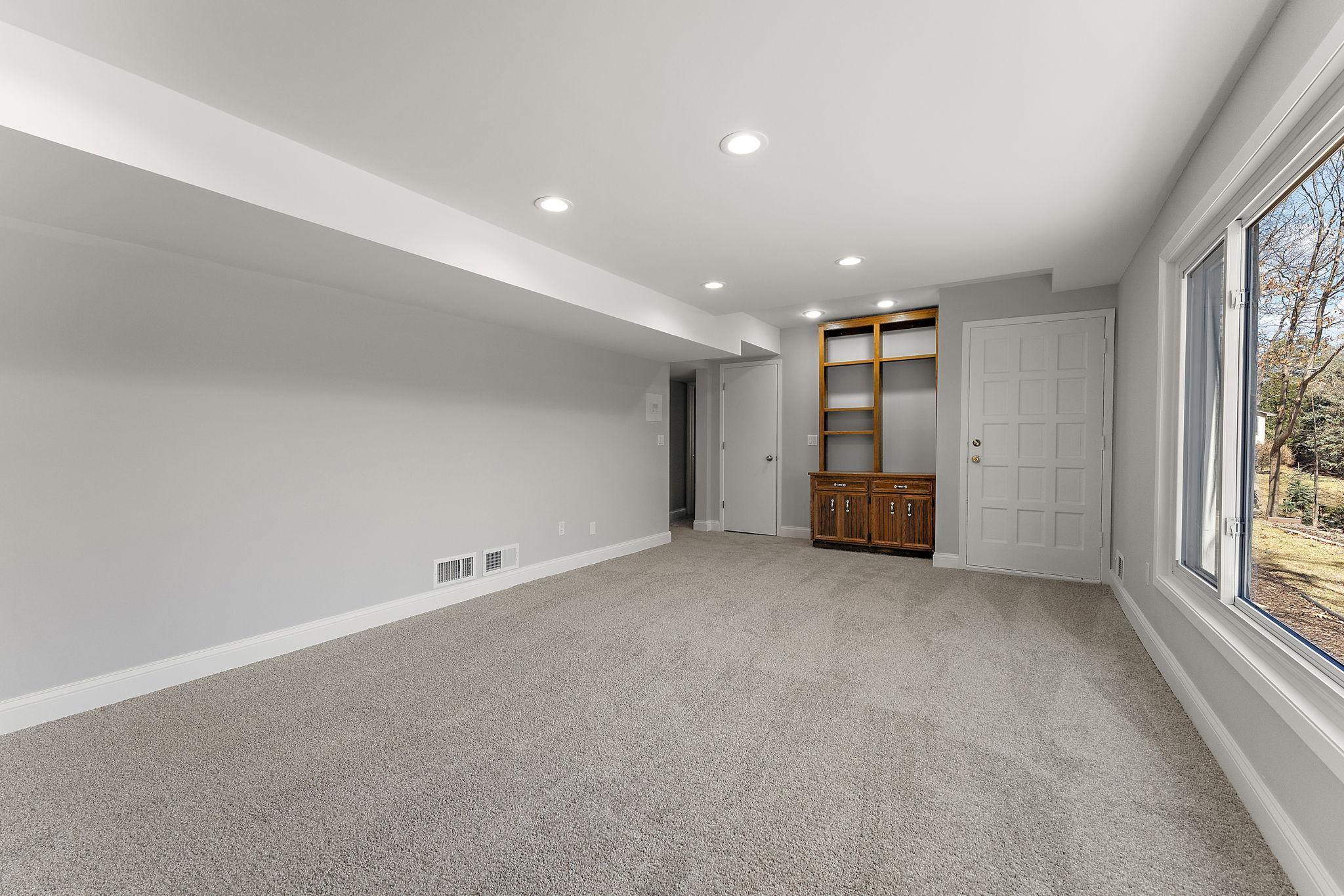 12060 48th Avenue N